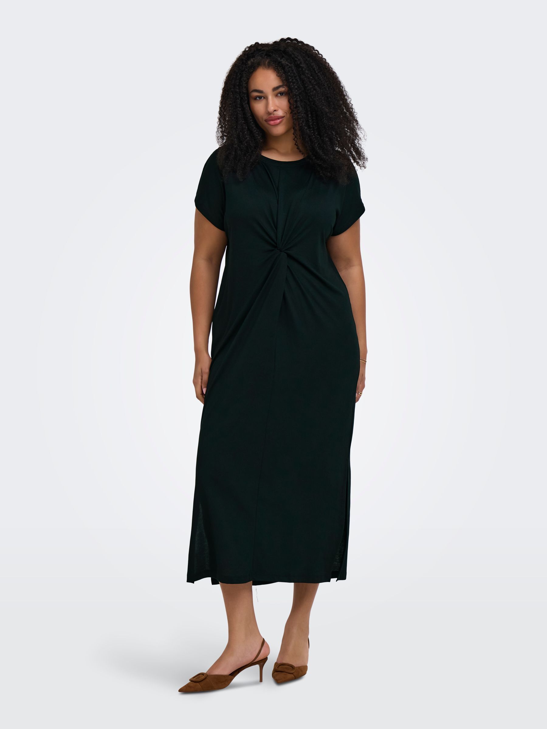Robe, ONLY CARMAKOMA
