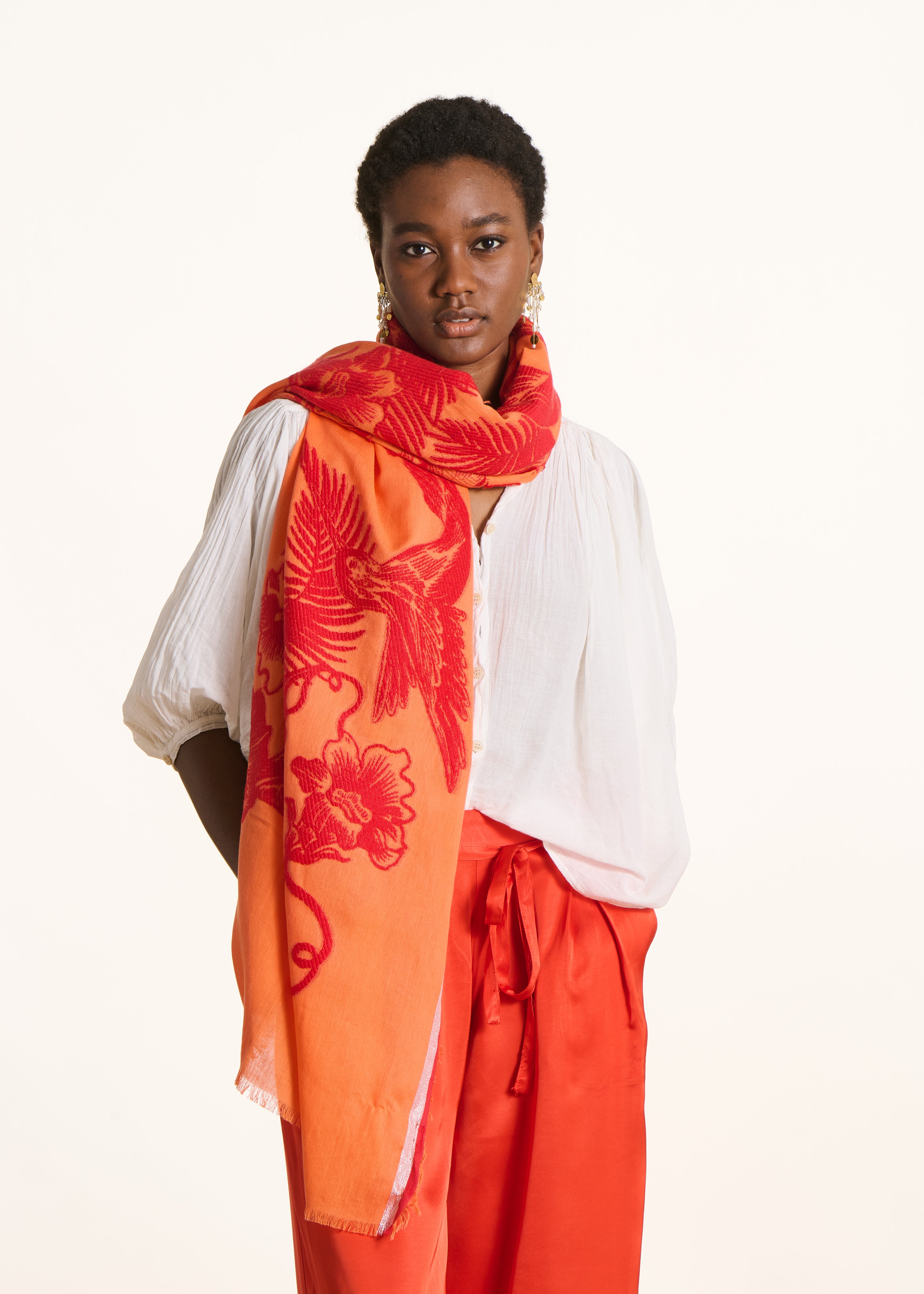 Foulard motif jacquard, LA FEE MARABOUTEE