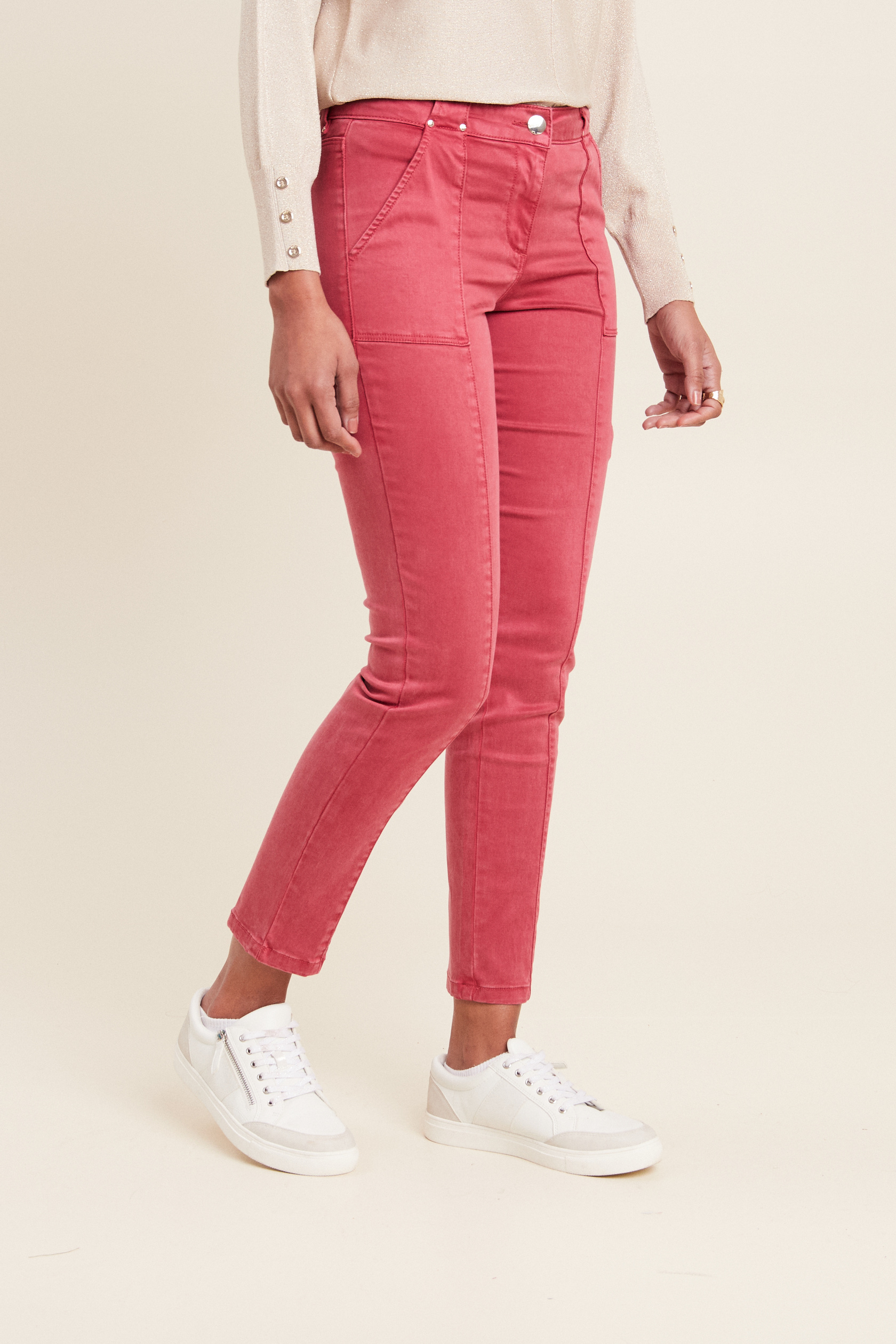 Pantalon ajusté, BREAL
