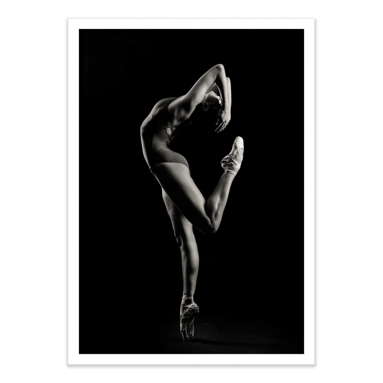 Affiche d’art et cadre noir 30 x 40 cm - Shadow Dance - Sebastian Kisworo, WALL EDITIONS