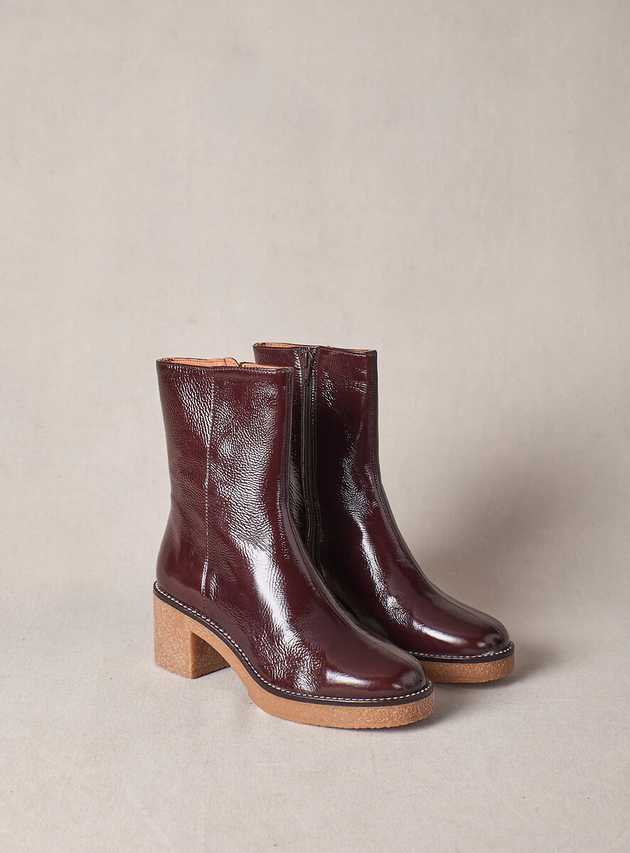 Clara Ankle Boots in Patent Leather, PETITE MENDIGOTE