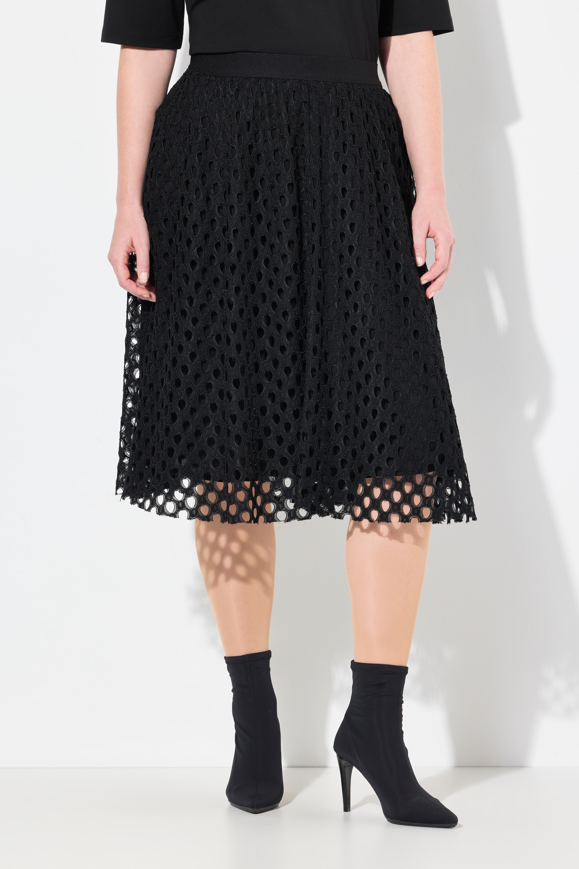 Robe midi en dentelle ajourée, ULLA POPKEN