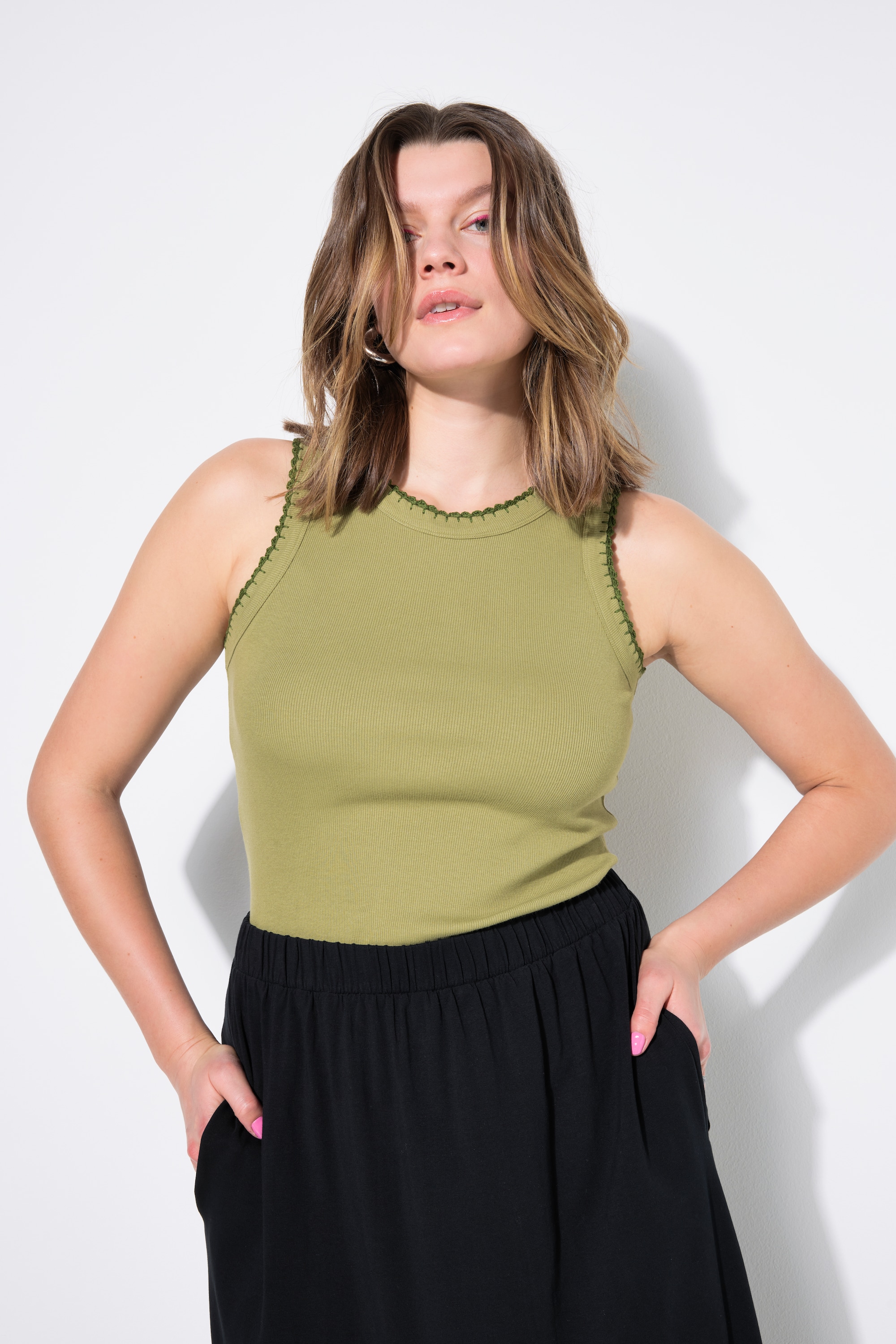 T-shirt côtelé sans manches, STUDIO UNTOLD