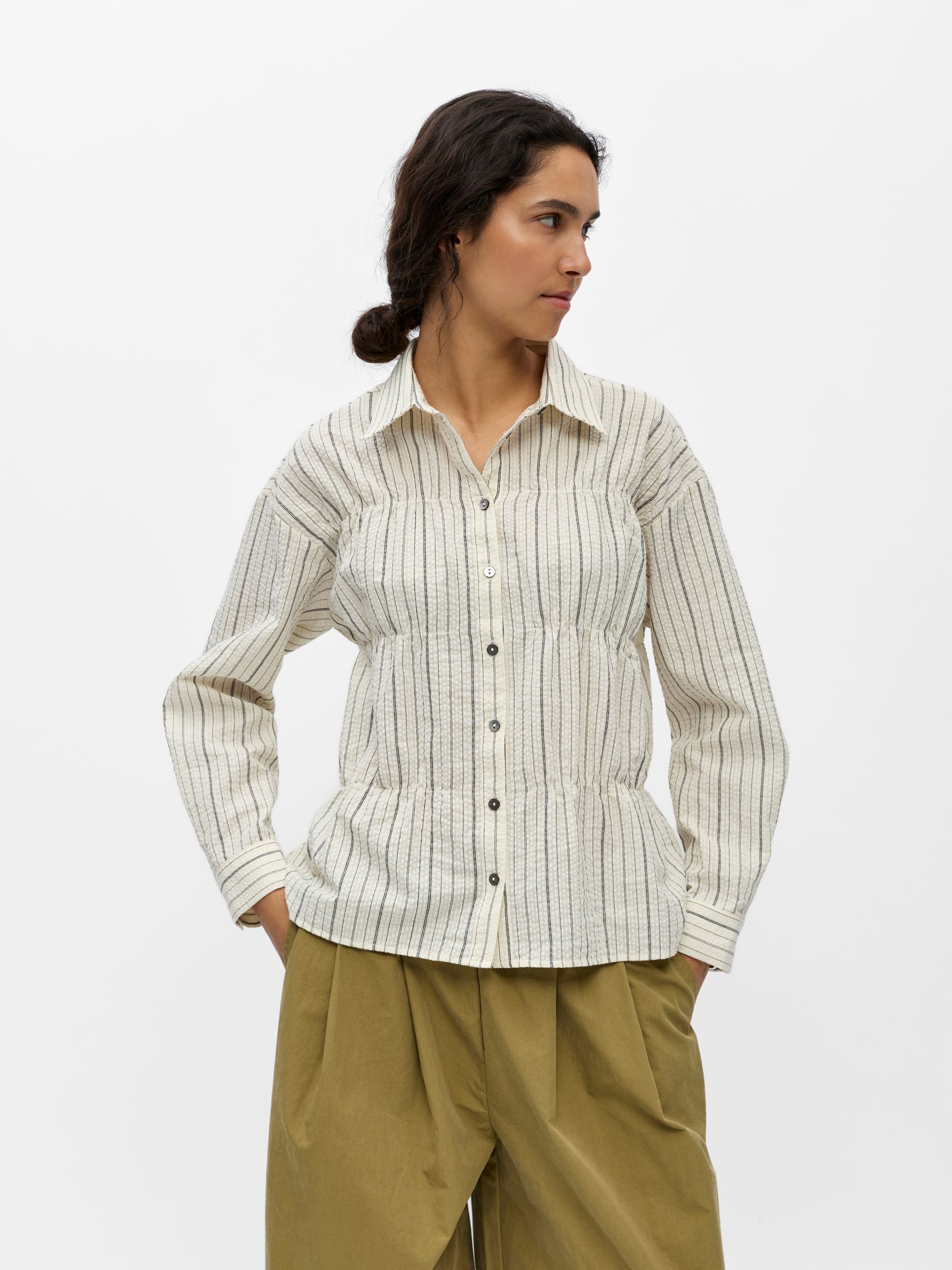 Chemise, OBJECT