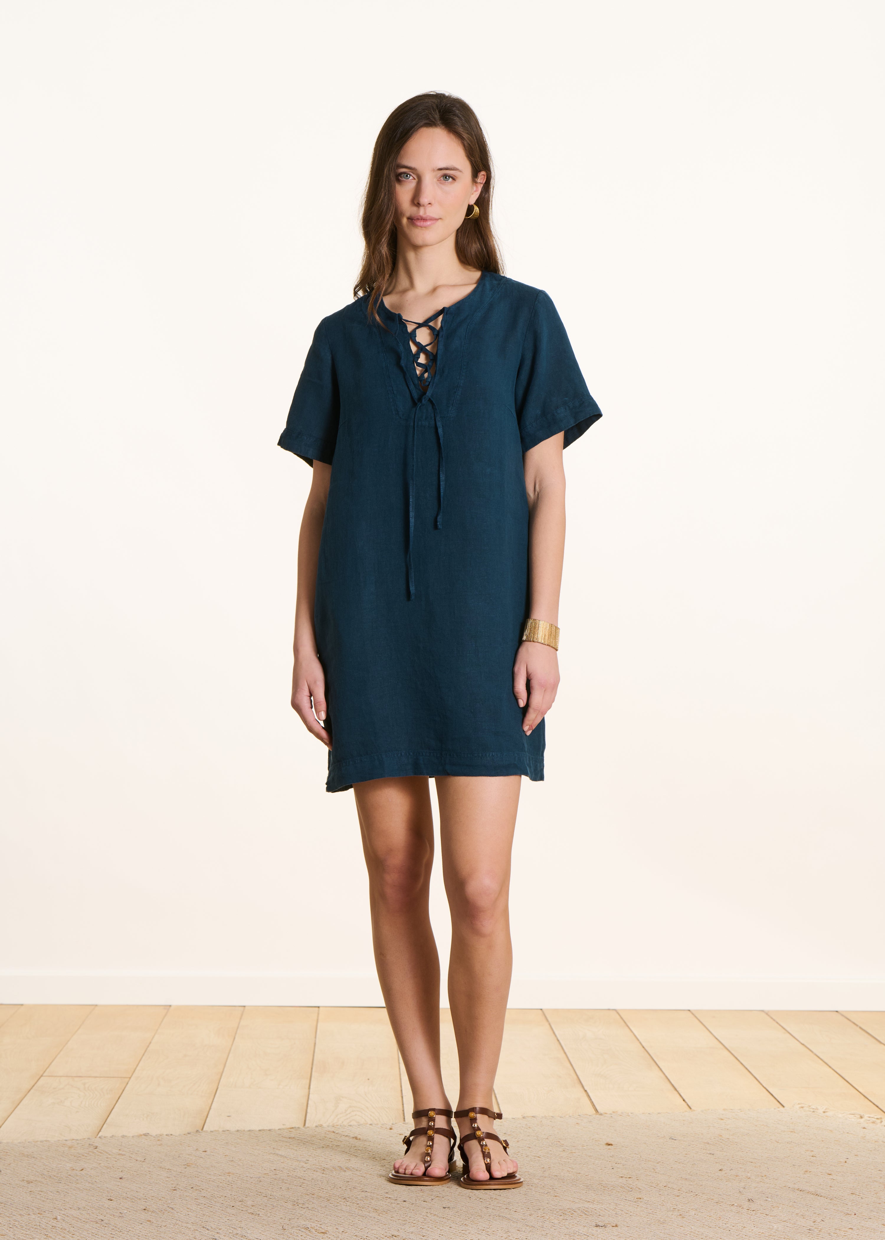 Robe courte en lin manches courtes, LA FEE MARABOUTEE