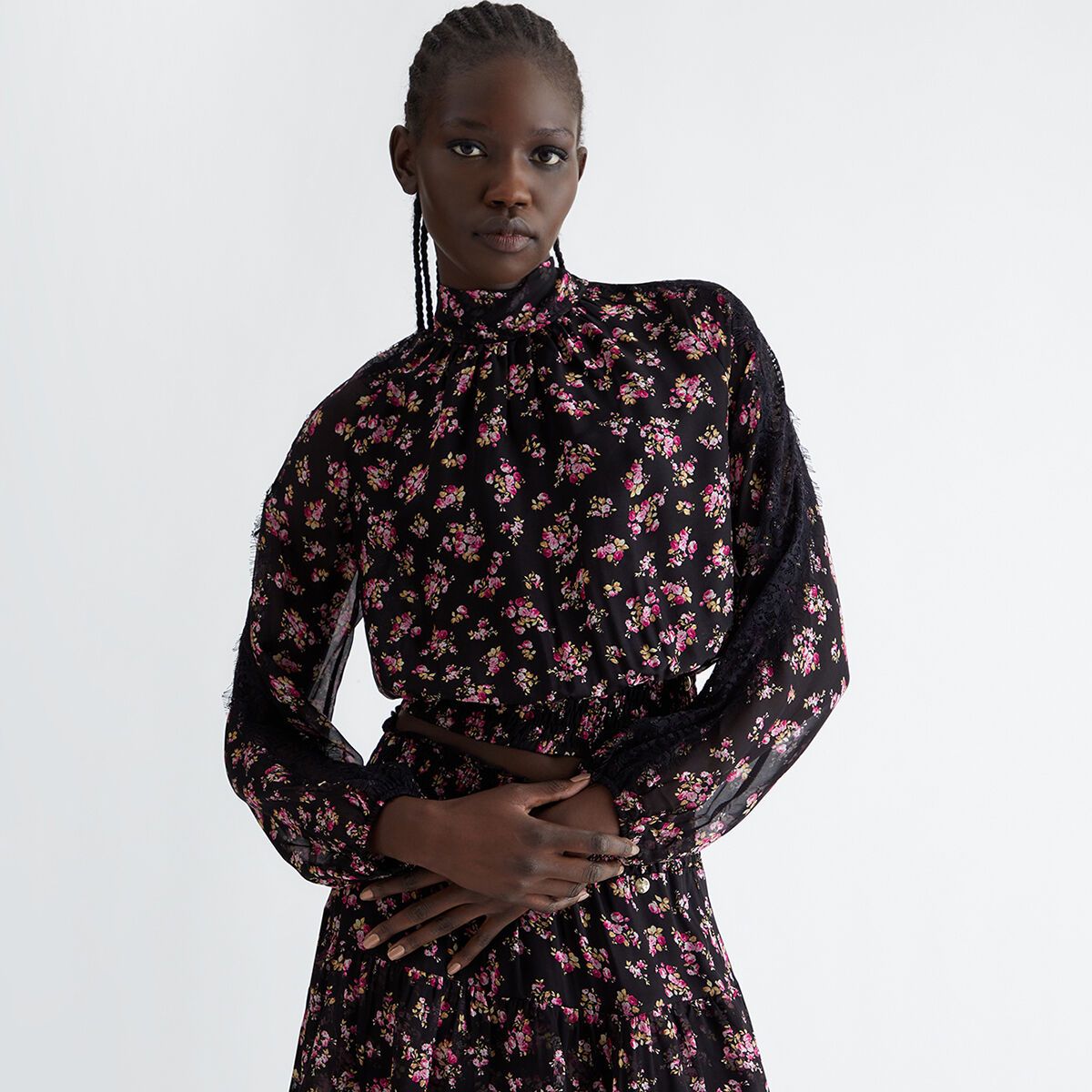 Blouse a noeud 2025