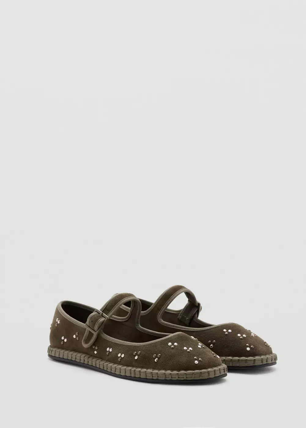 Espadrilles à boucle avec clous décoratifs, MANGO KIDS