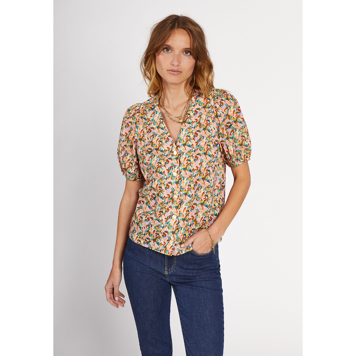 Floral Print Cotton Blouse with V-Neck and Short Sleeves