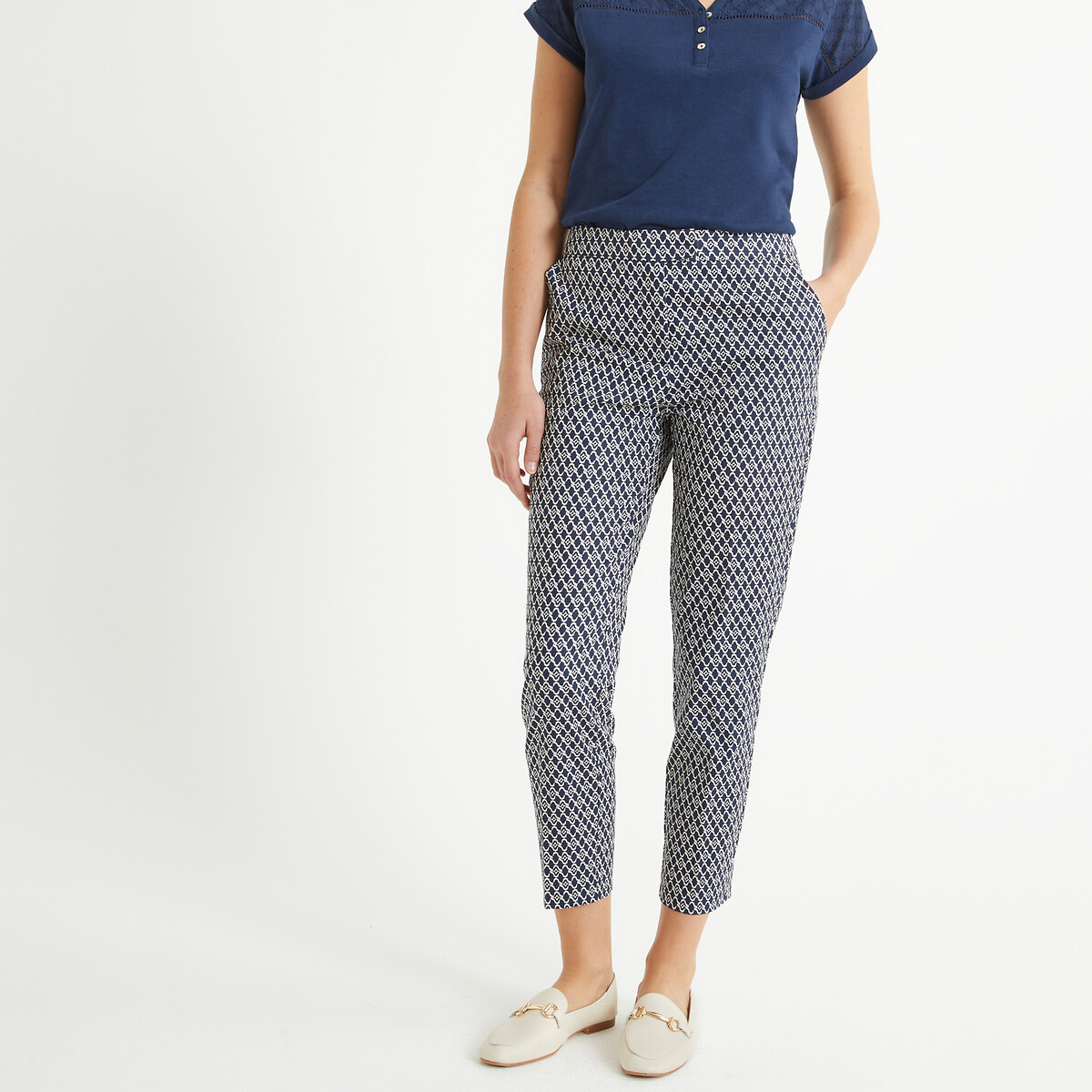 Image of Graphic Print Peg Trousers in Cotton, Length 26.5"