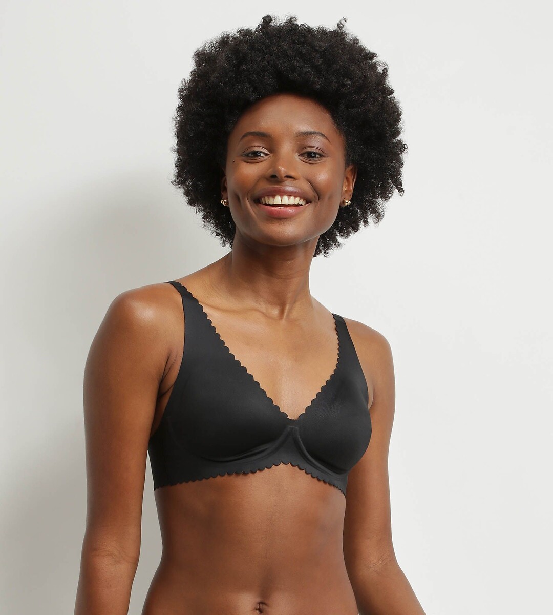 Body Touch Halterneck Bra, DIM