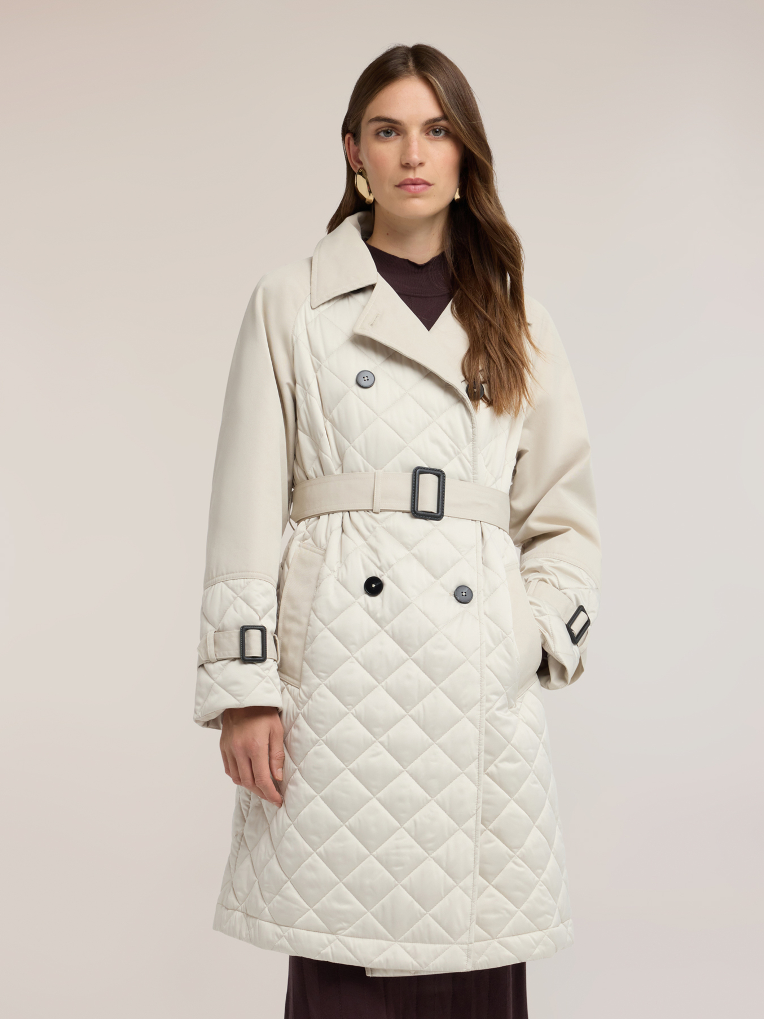 Trench-coat matelassé à losanges., MOTIVI