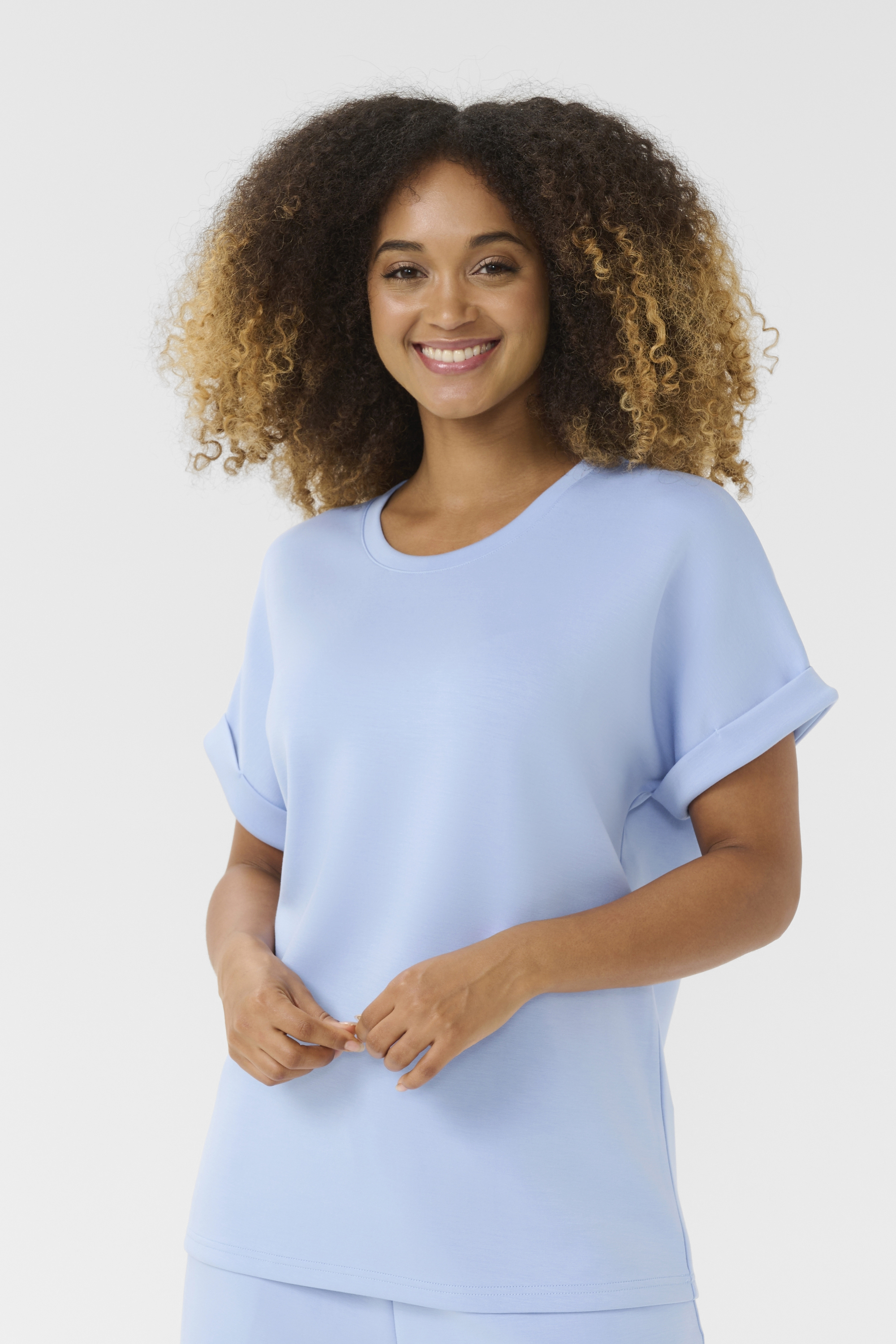 T-shirt, CULTURE