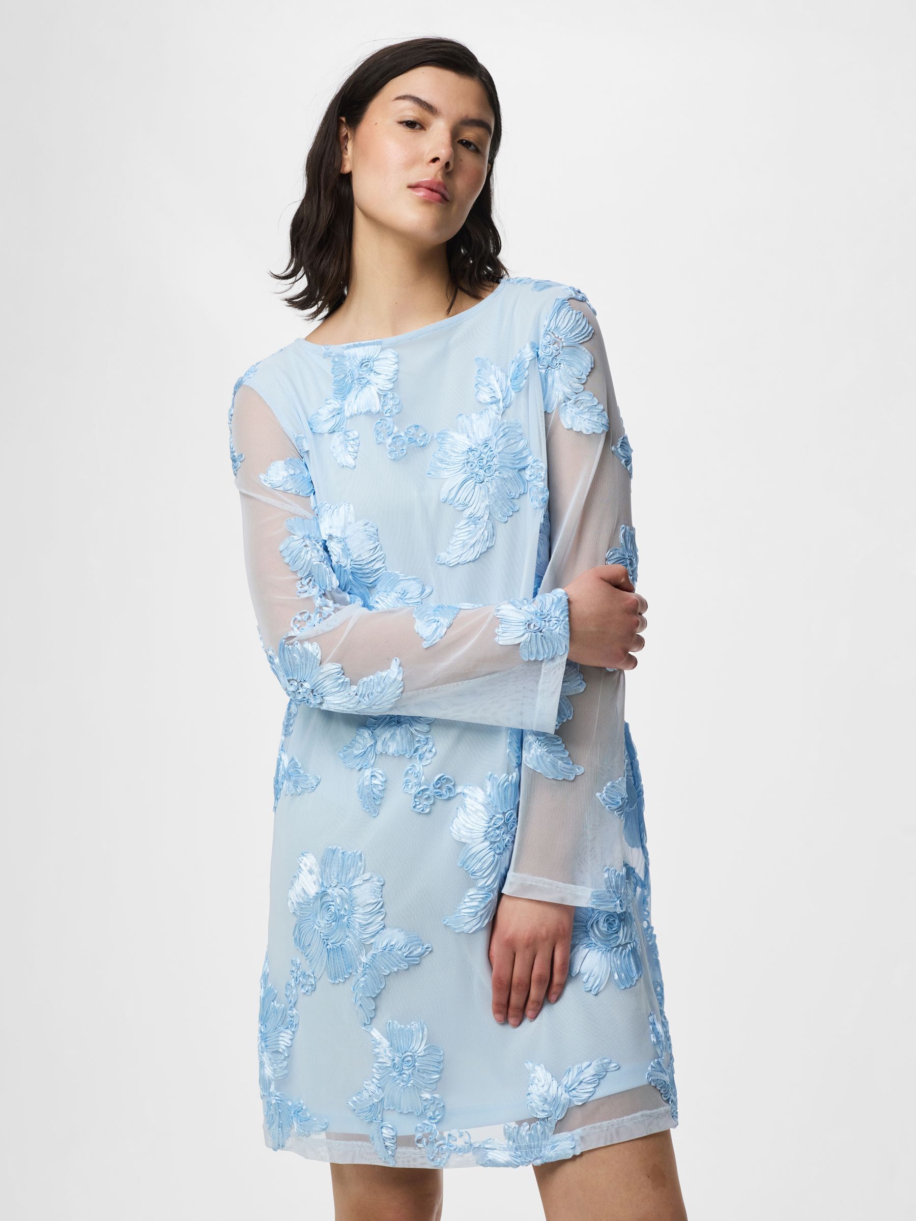 Mini-Robe, PIECES