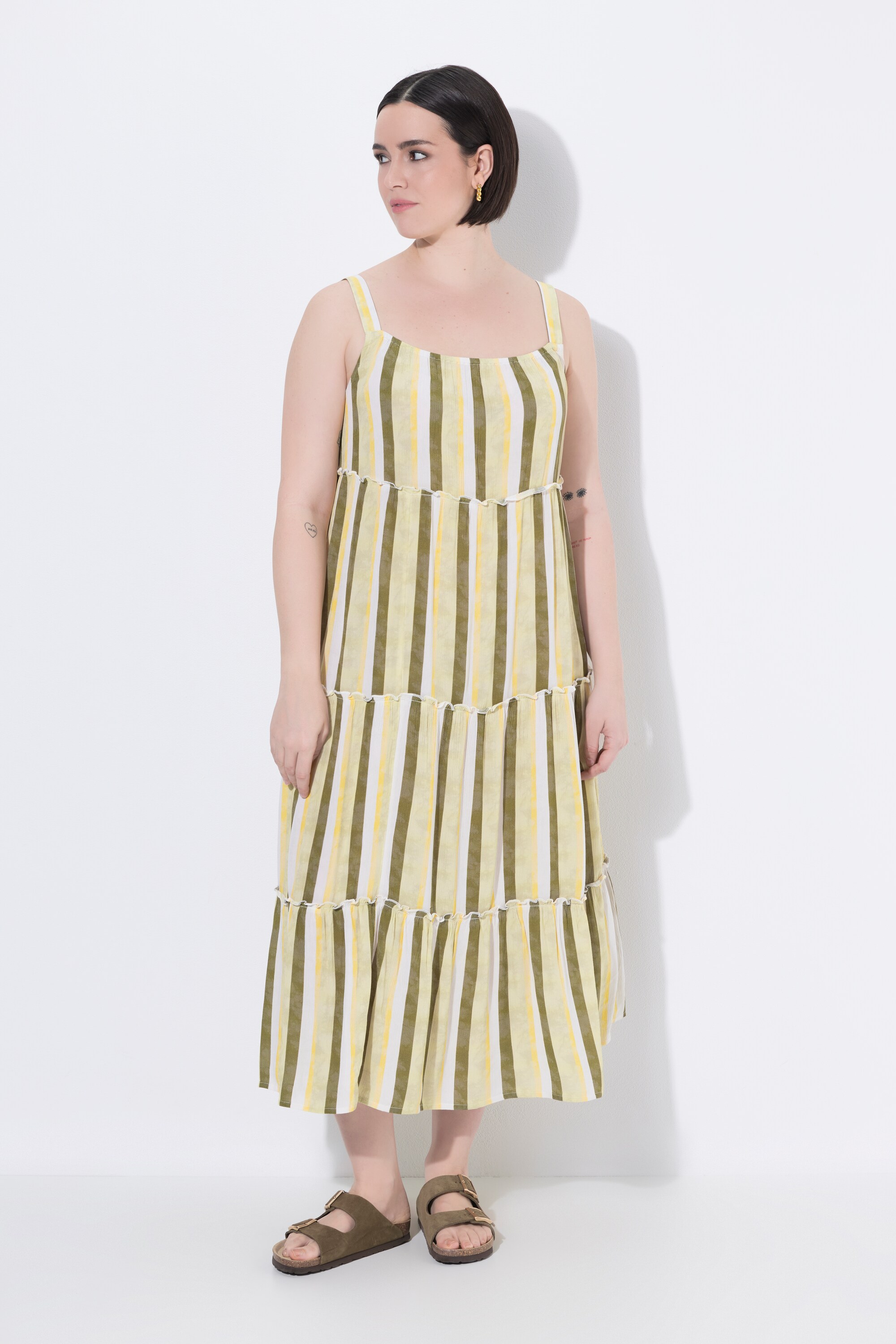 Robe midi à bretelles. Motif rayé. Coupe, ULLA POPKEN