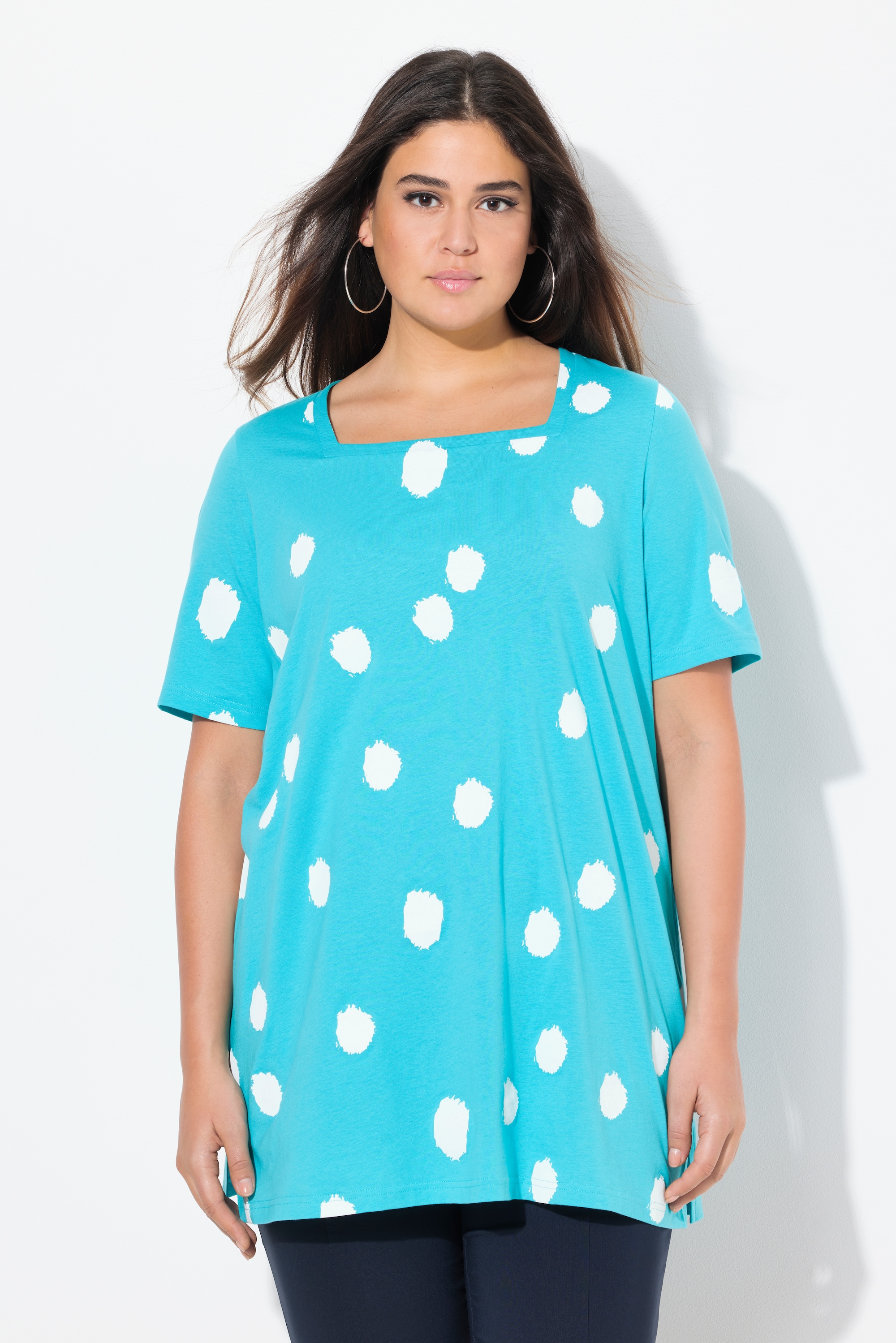 T-shirt long à gros pois. Encolure carrée, ULLA POPKEN