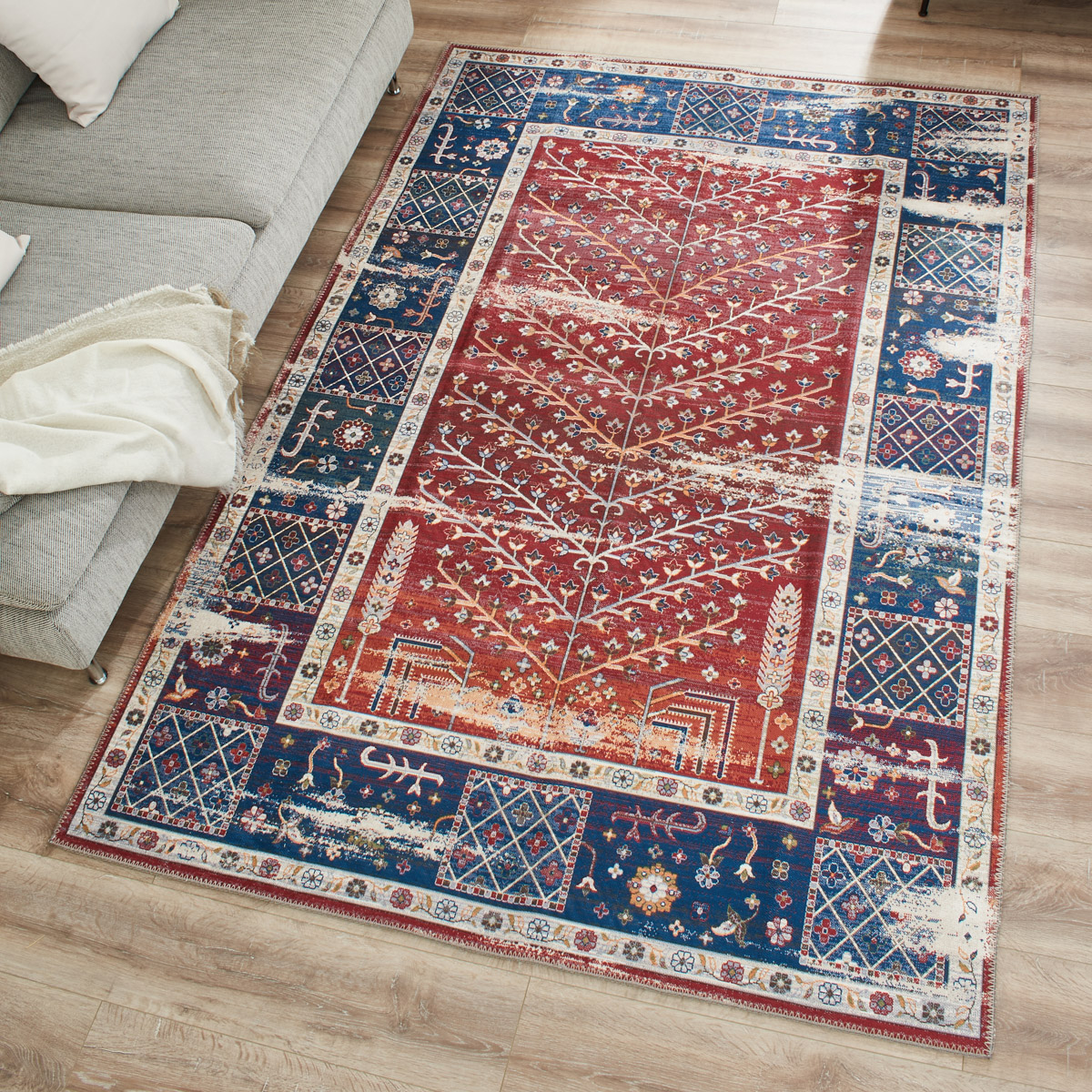 Tapis vintage effet usé RADOM, NAZAR RUGS