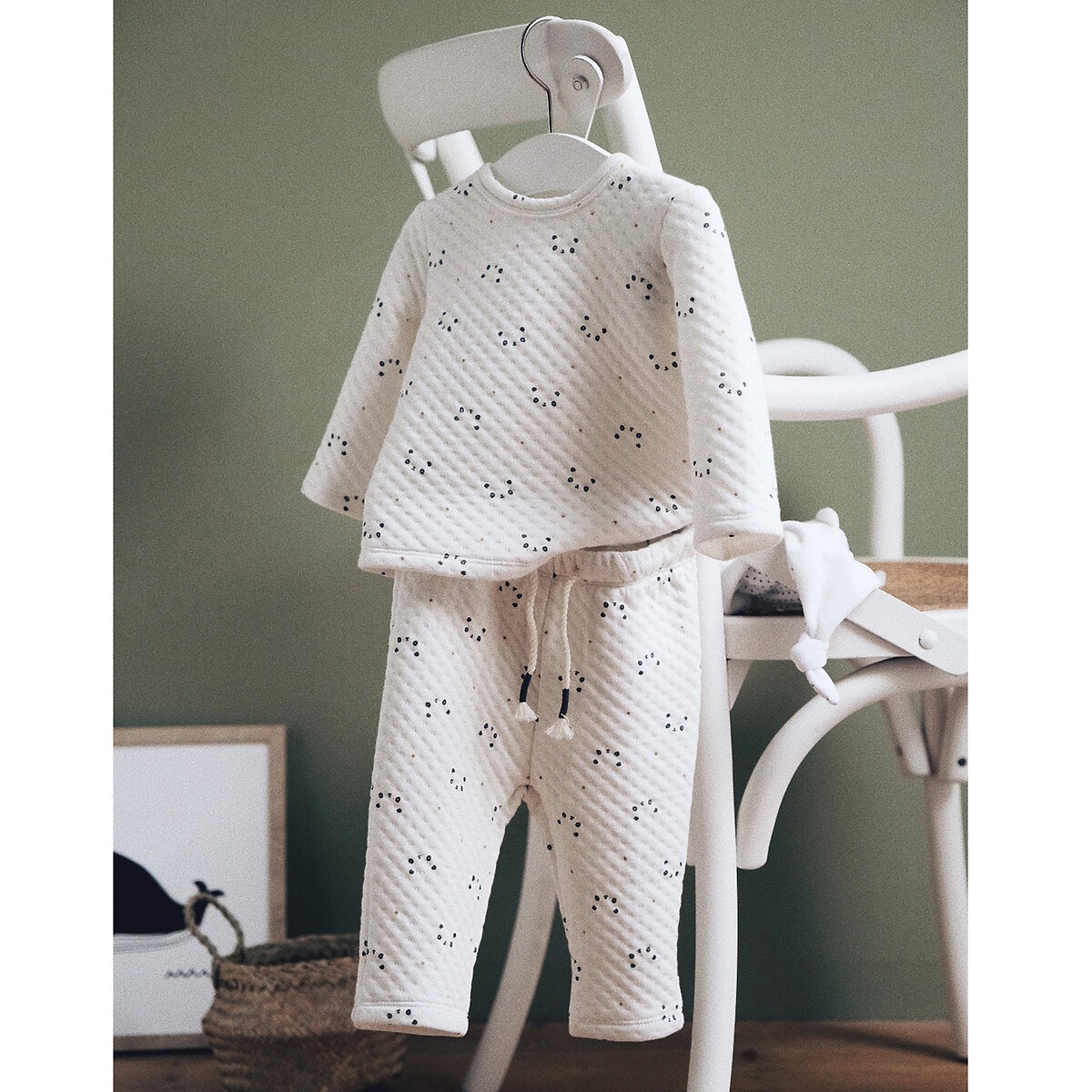 Quelle quantité de new arrivals vetement acheter pour bebe