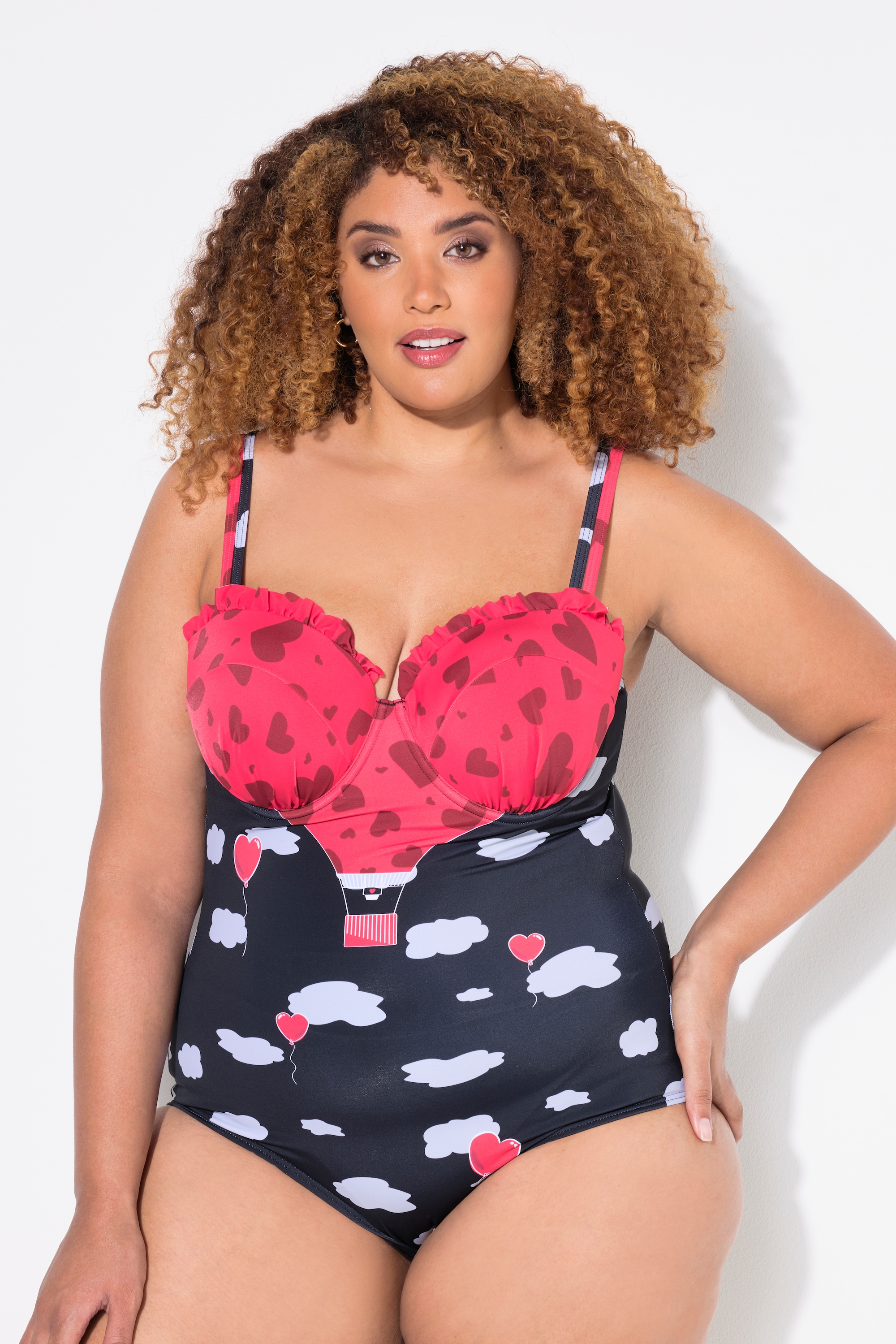 Maillot de bain avec ruchés, imprimé cœurs, ULLA POPKEN