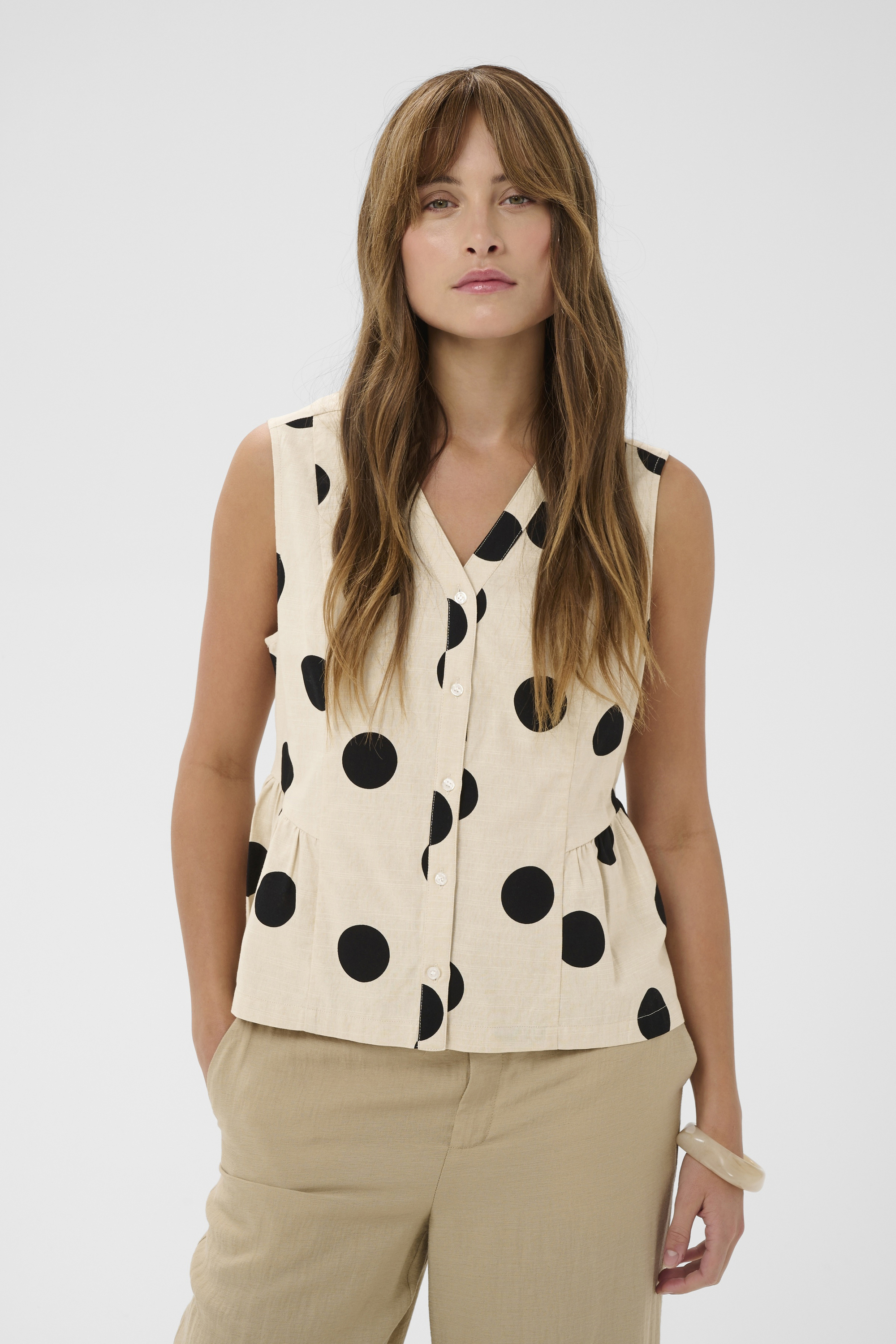 Blouse sans manches, CULTURE