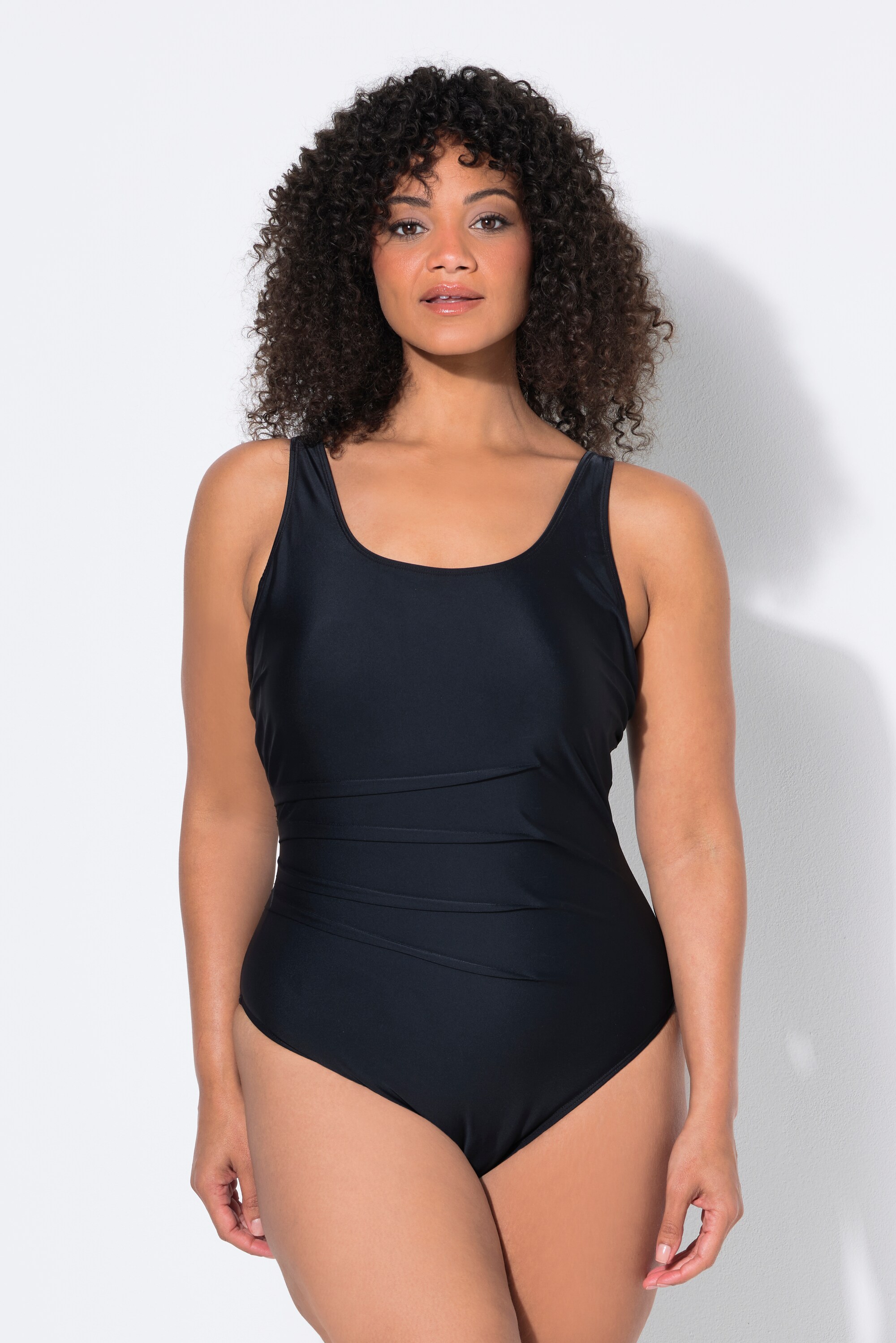 Maillot de bain bonnets souples et décolleté, ULLA POPKEN