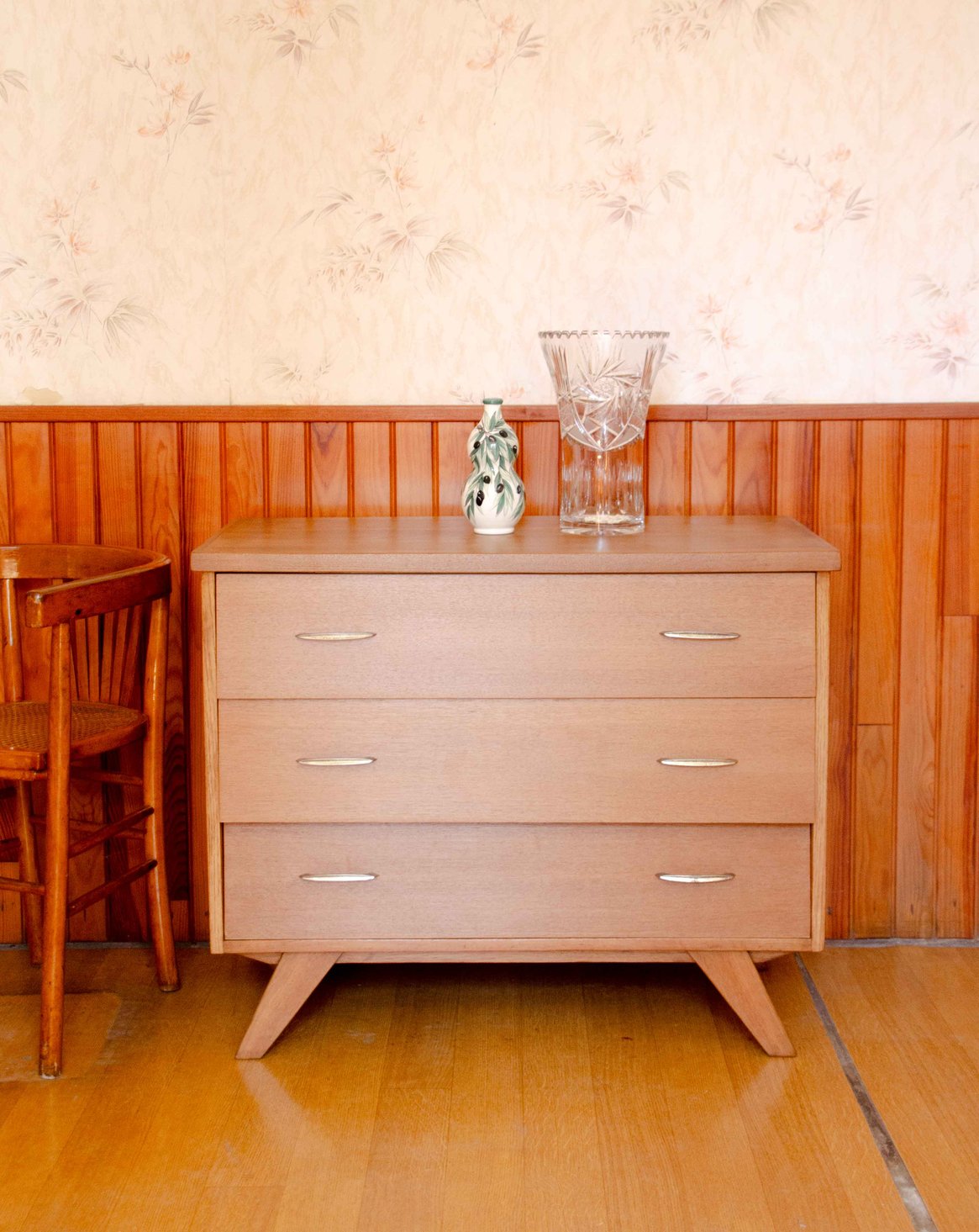 Commode en chêne et laiton Olga N°701 - Bon état, DEBONGOUT