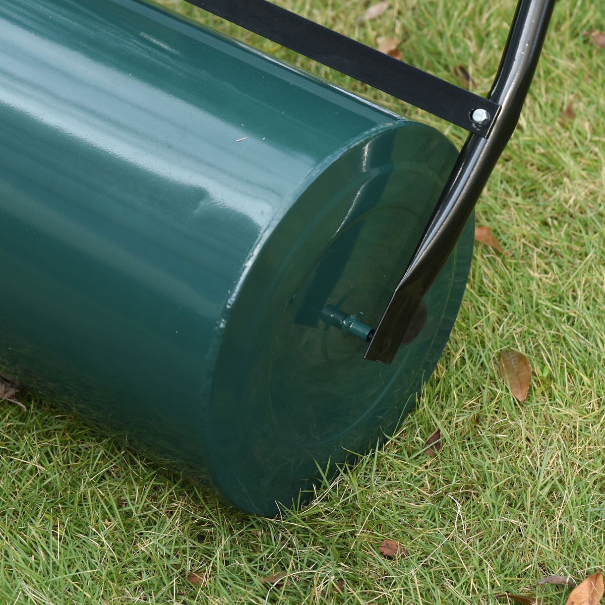 Outsunny Rouleau aérateur pour pelouse avec Manche télescopique 135 x 42 cm Vert 