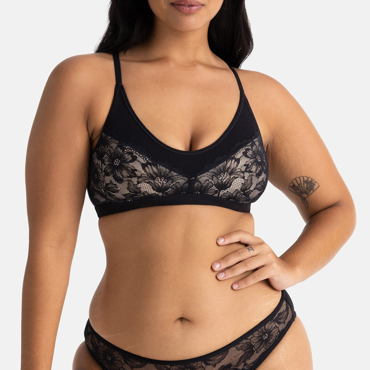 Arabella Women's All Over Lace Supportive Bralette, Black, L