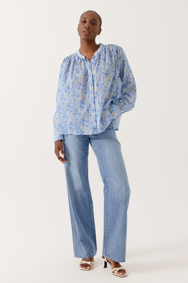 Chemise Fiorina à manches longues avec un imprimé floral et encolure en V, ARTLOVE