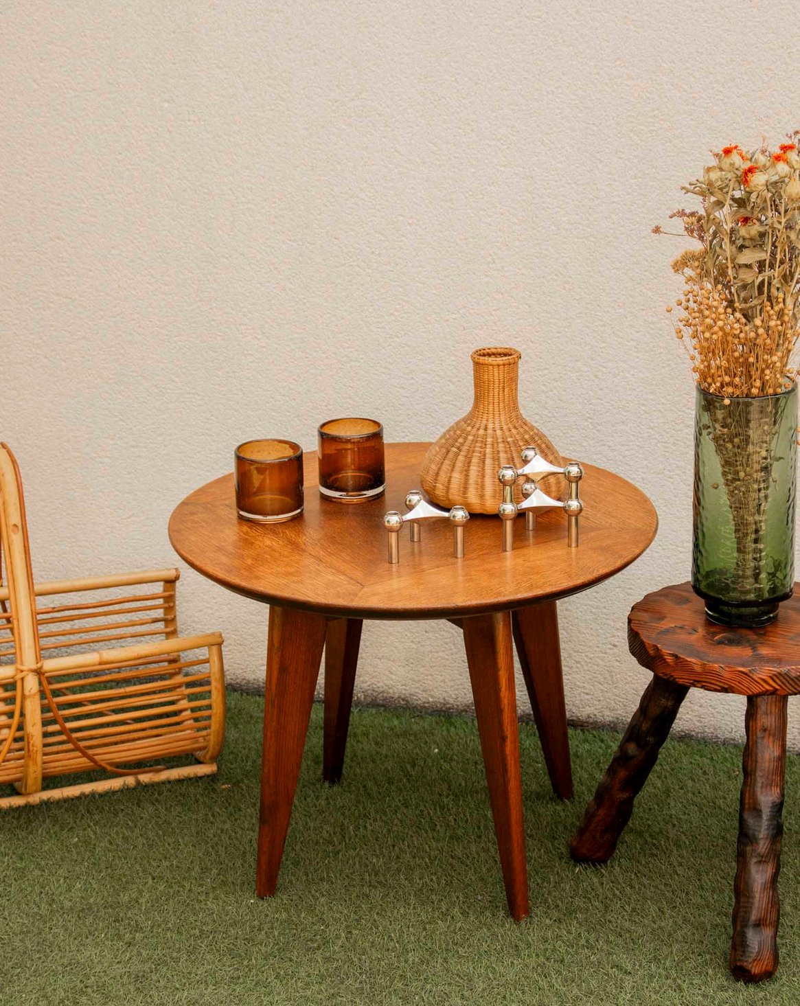 Table basse aux pieds fuselés Donna N°1050 - Bon état, DEBONGOUT