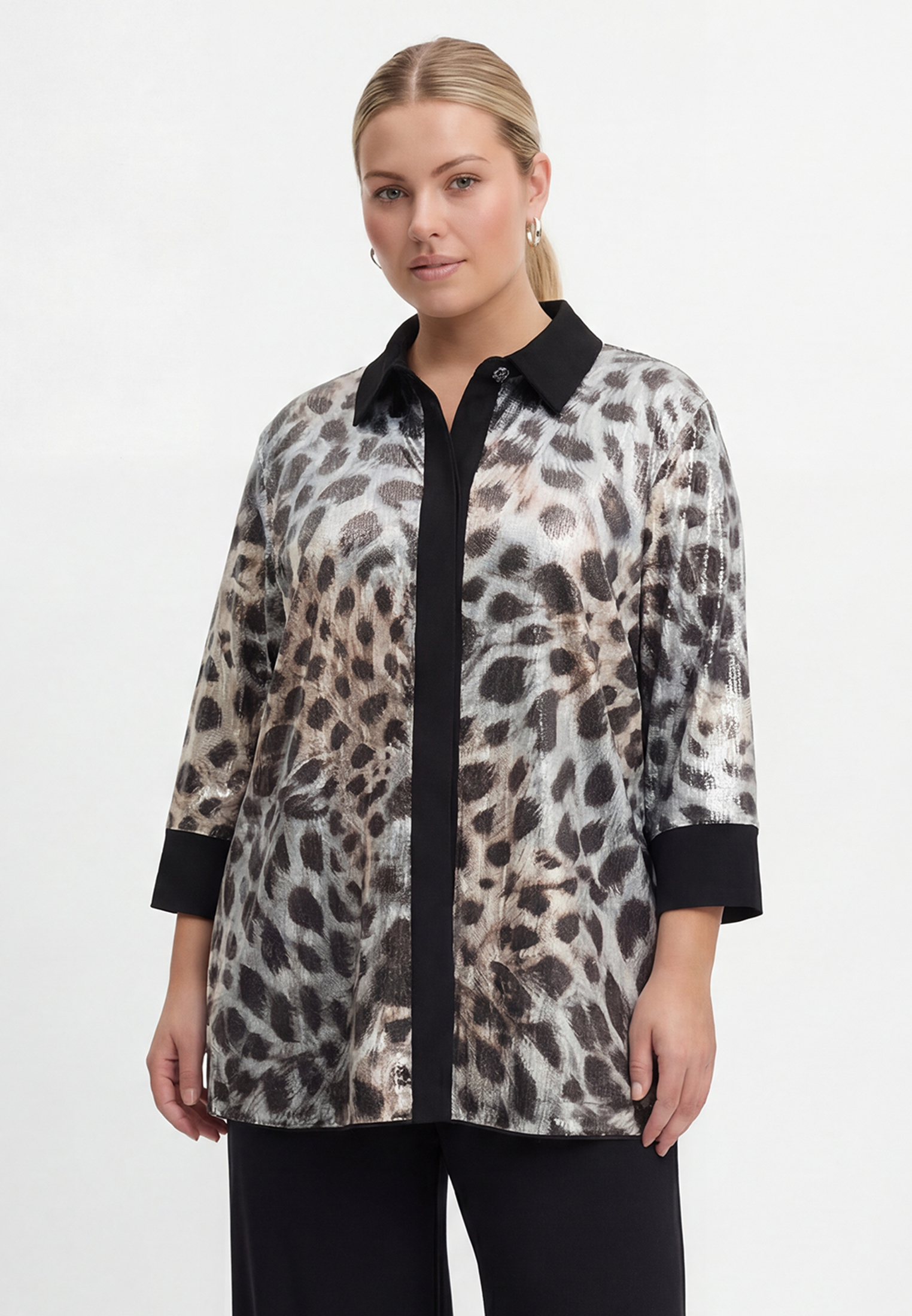 Chemise ornementée de sequins / à sequins, YOEK