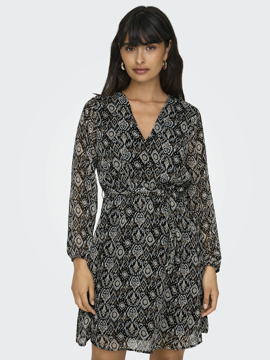 Vestido corto, corte en V, ONLY
