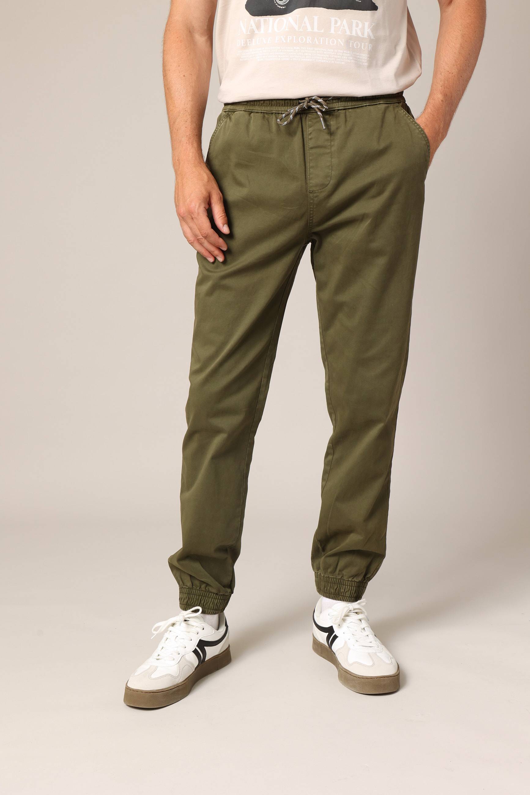 Pantalon décontracté en coton avec taille élastiquée JEMMY, DEELUXE