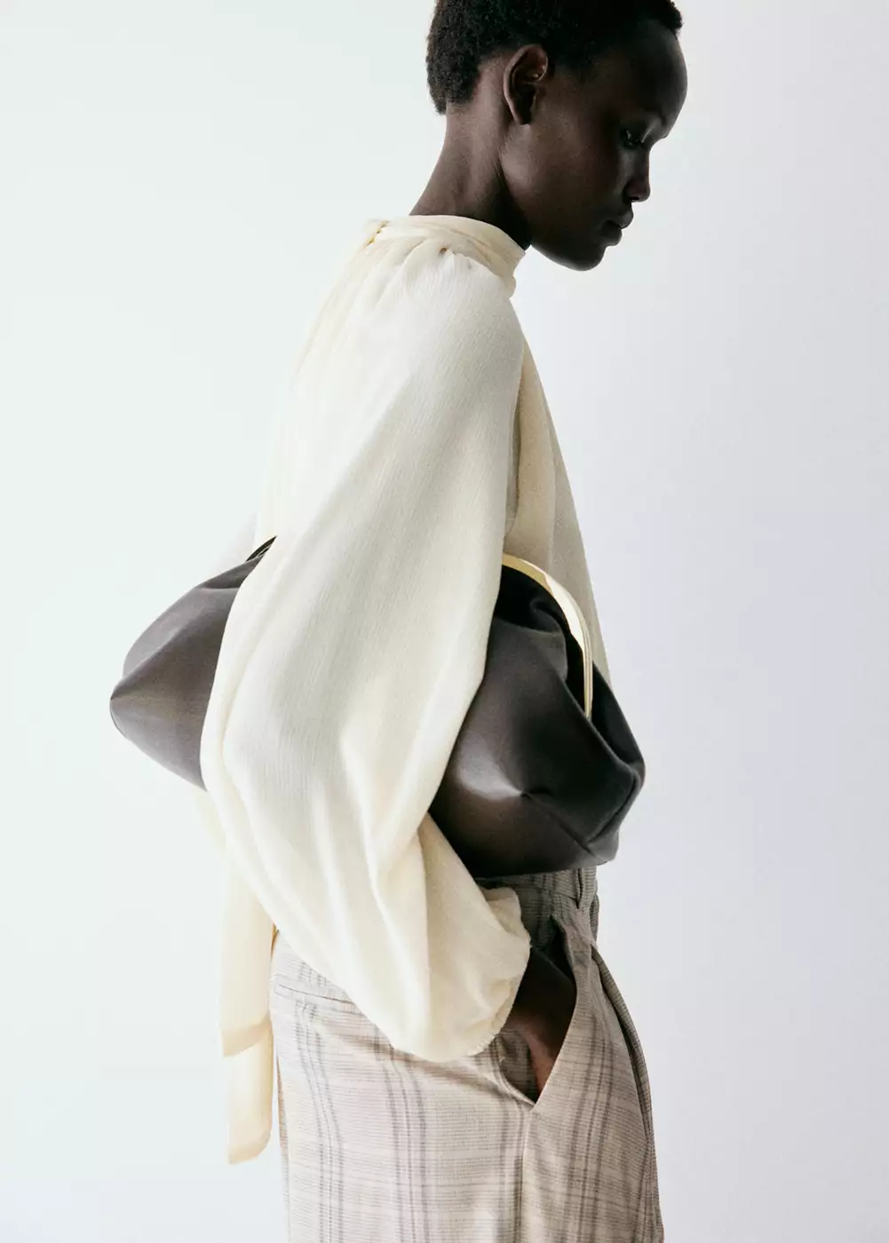 Chemisier froncé col montant, MANGO