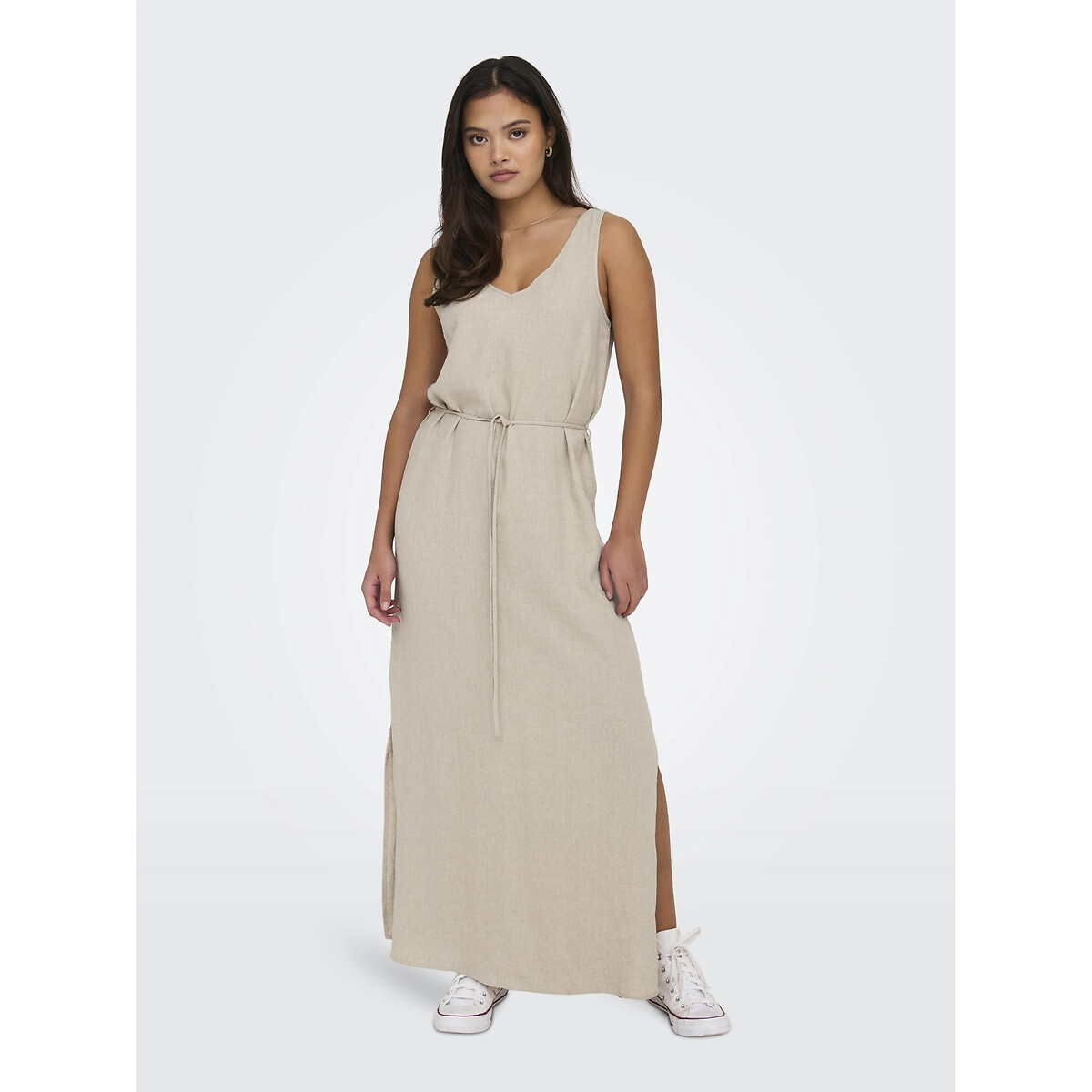 Image of Sleeveless Maxi Dress in Linen Mix with Tie-Waist and V-Neck