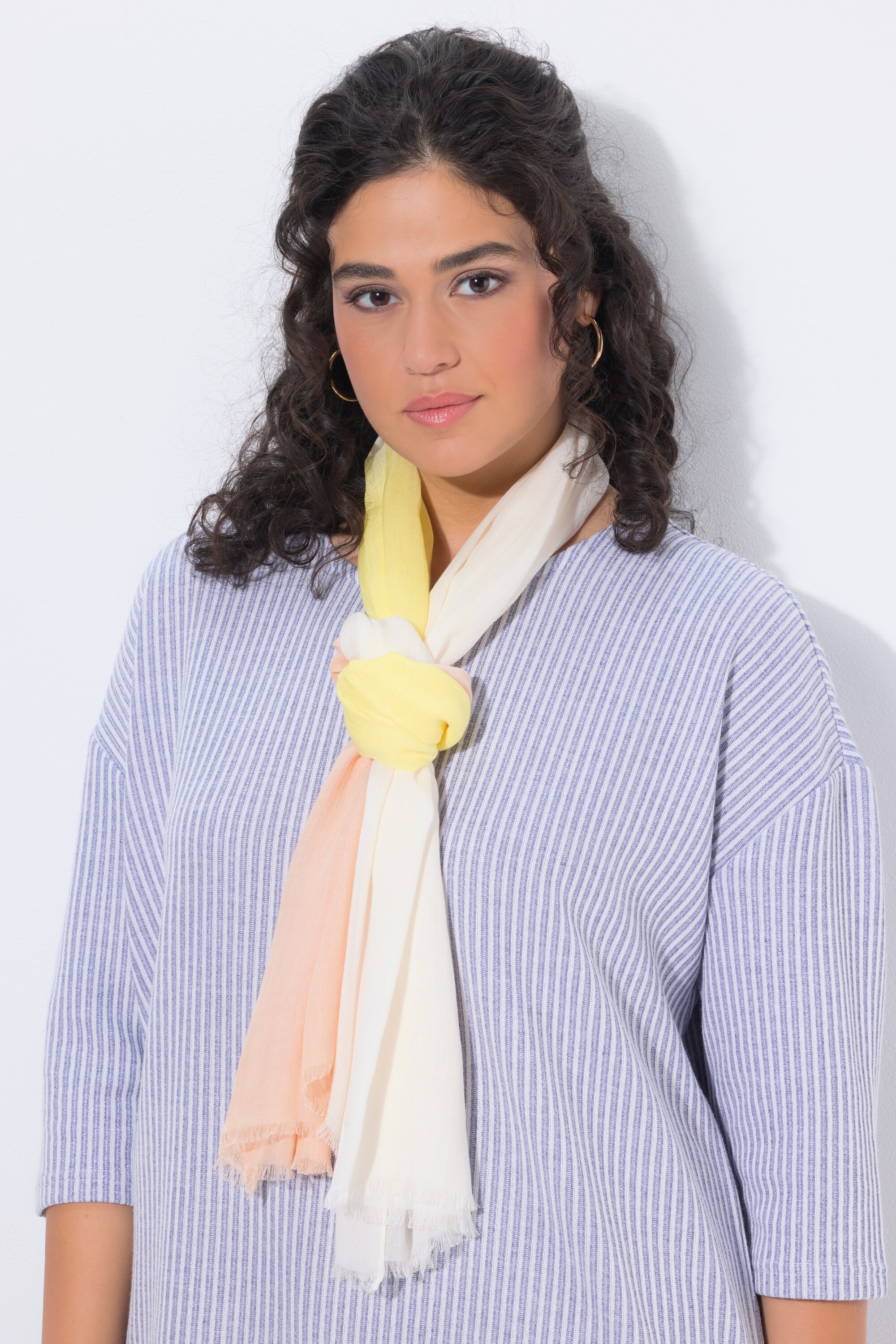 Écharpe, bords frangés et dégradé de couleurs, ULLA POPKEN