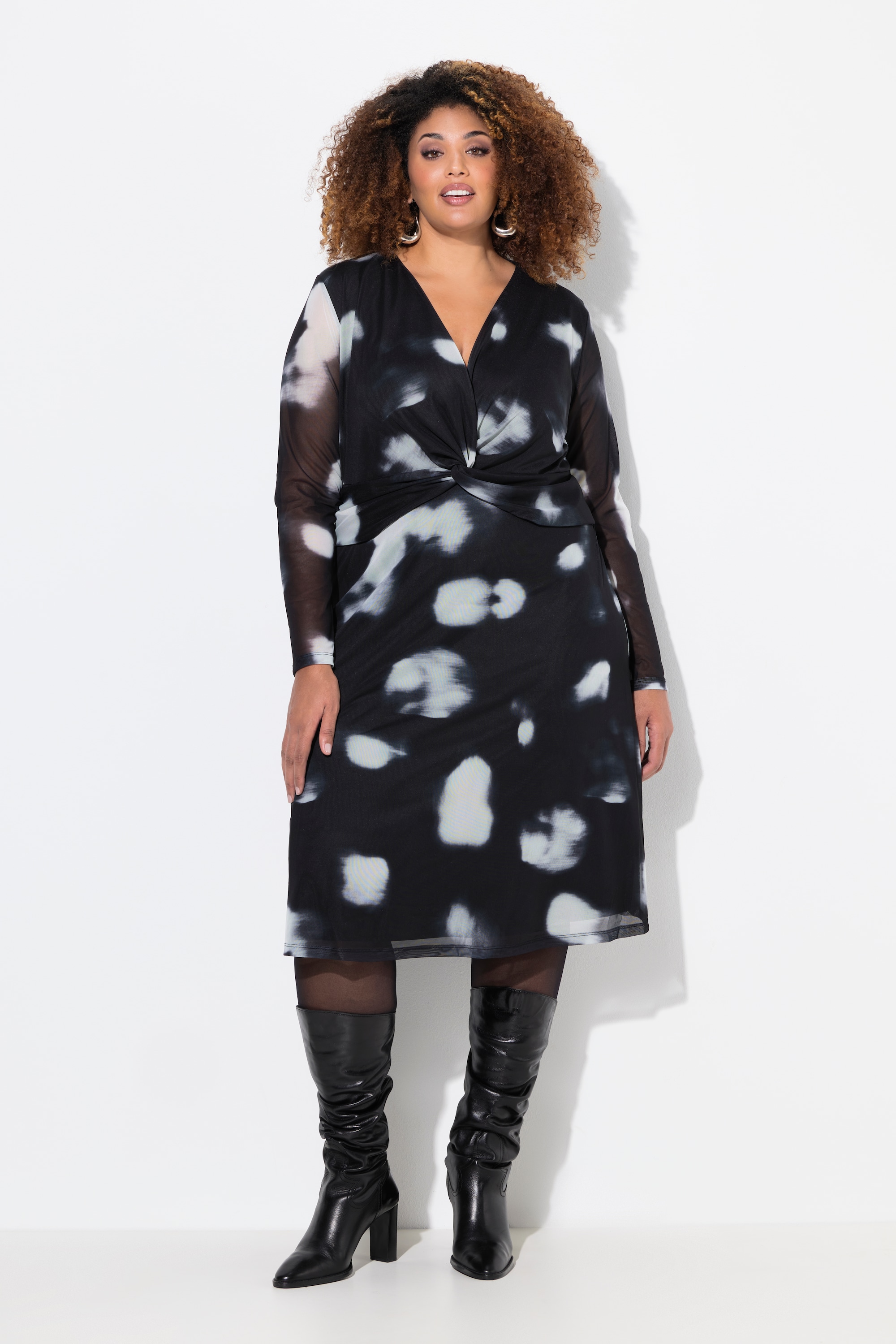 Robe en mesh à col en V et manches longues, ULLA POPKEN