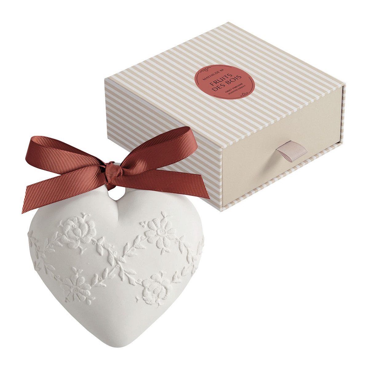 Décor parfumé Grand Cœur brodé - FRUITS DES BOIS, MATHILDE M