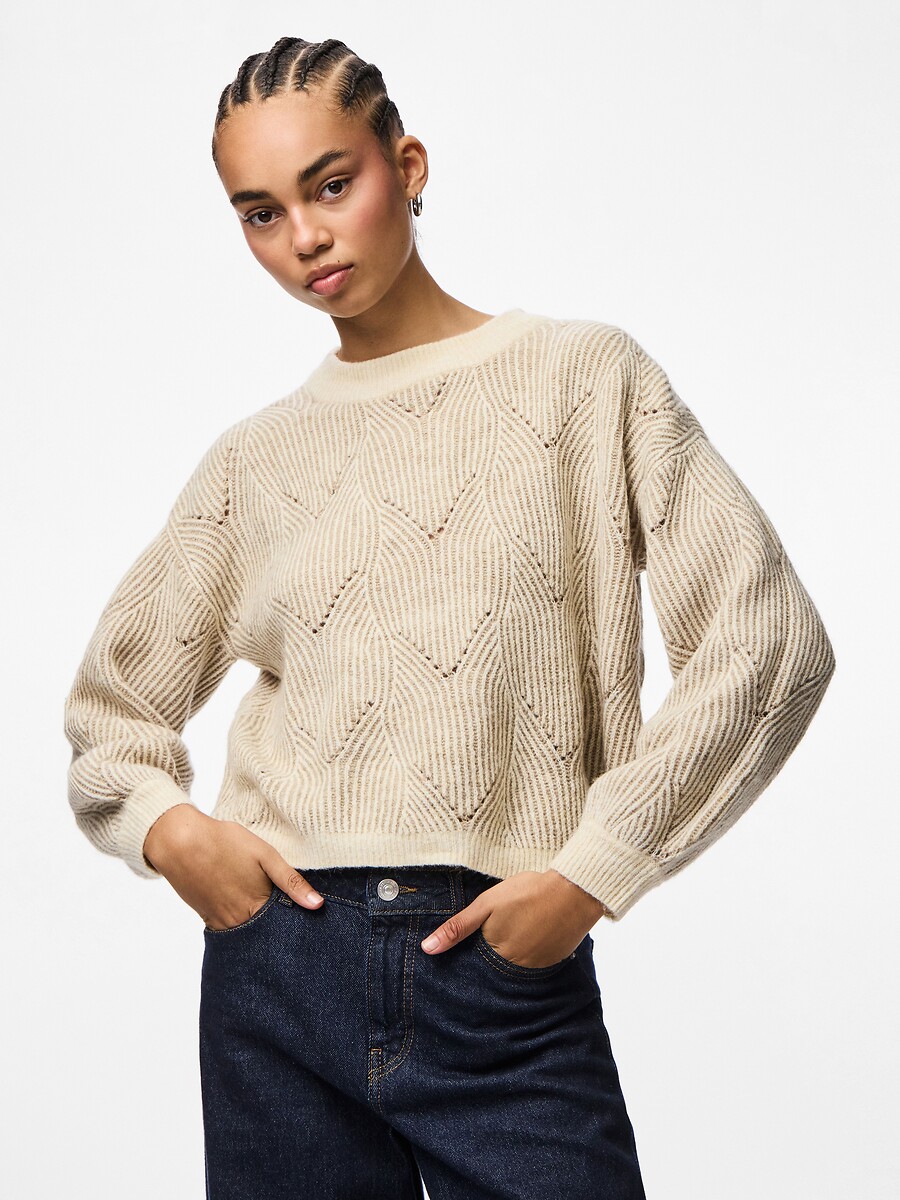 Pull scollo rotondo, maniche a palloncino, PIECES