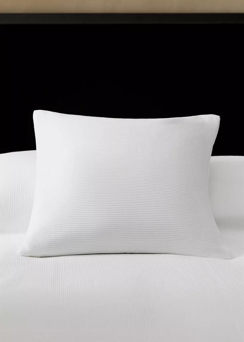 Taie d'oreiller en coton jacquard à fines rayures 50x50 cm, MANGO HOME