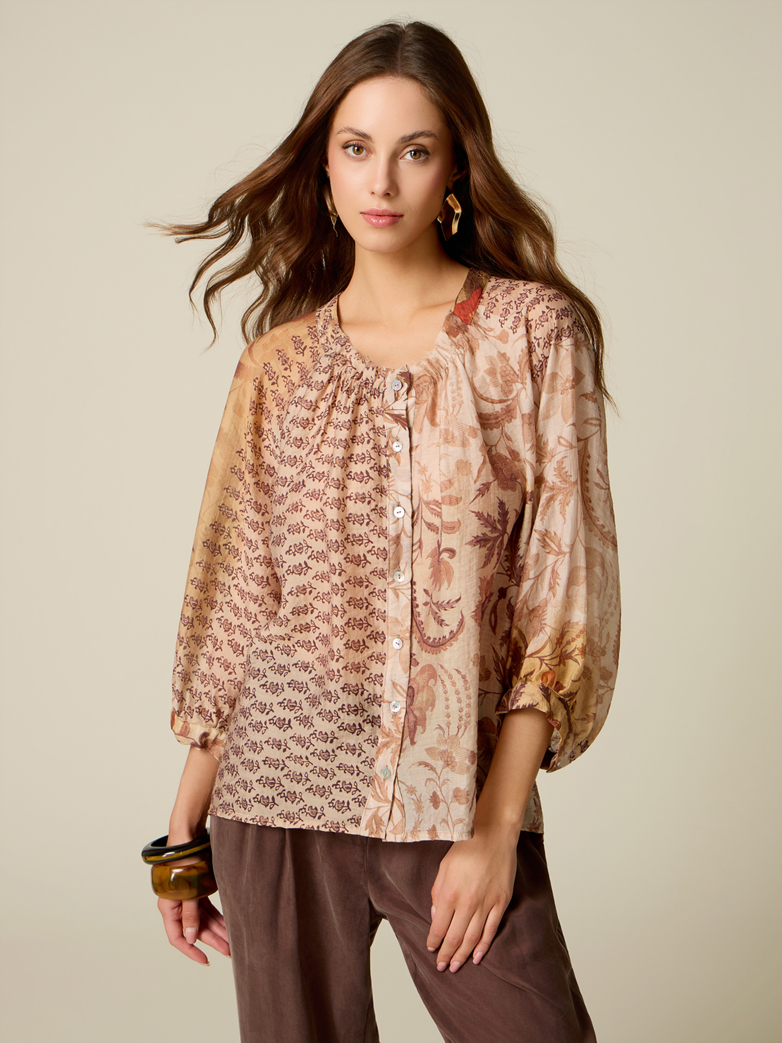 Chemise fantaisie, OLTRE