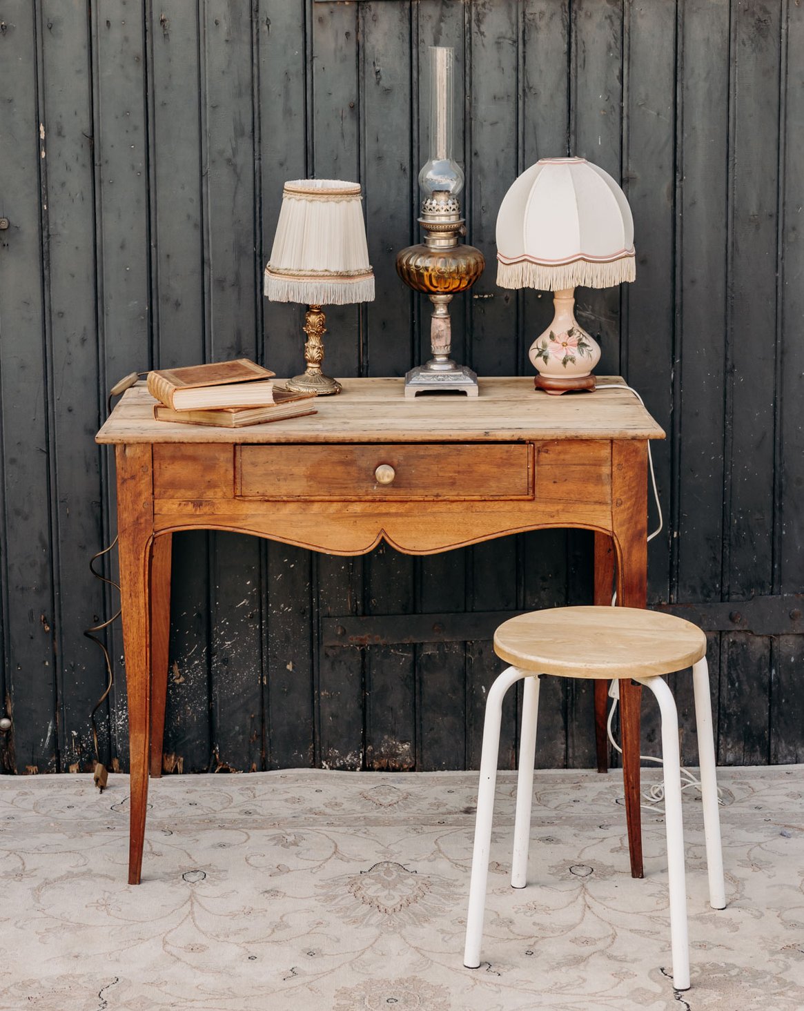 Petit bureau en bois Edouard N°688 - Bon état, DEBONGOUT