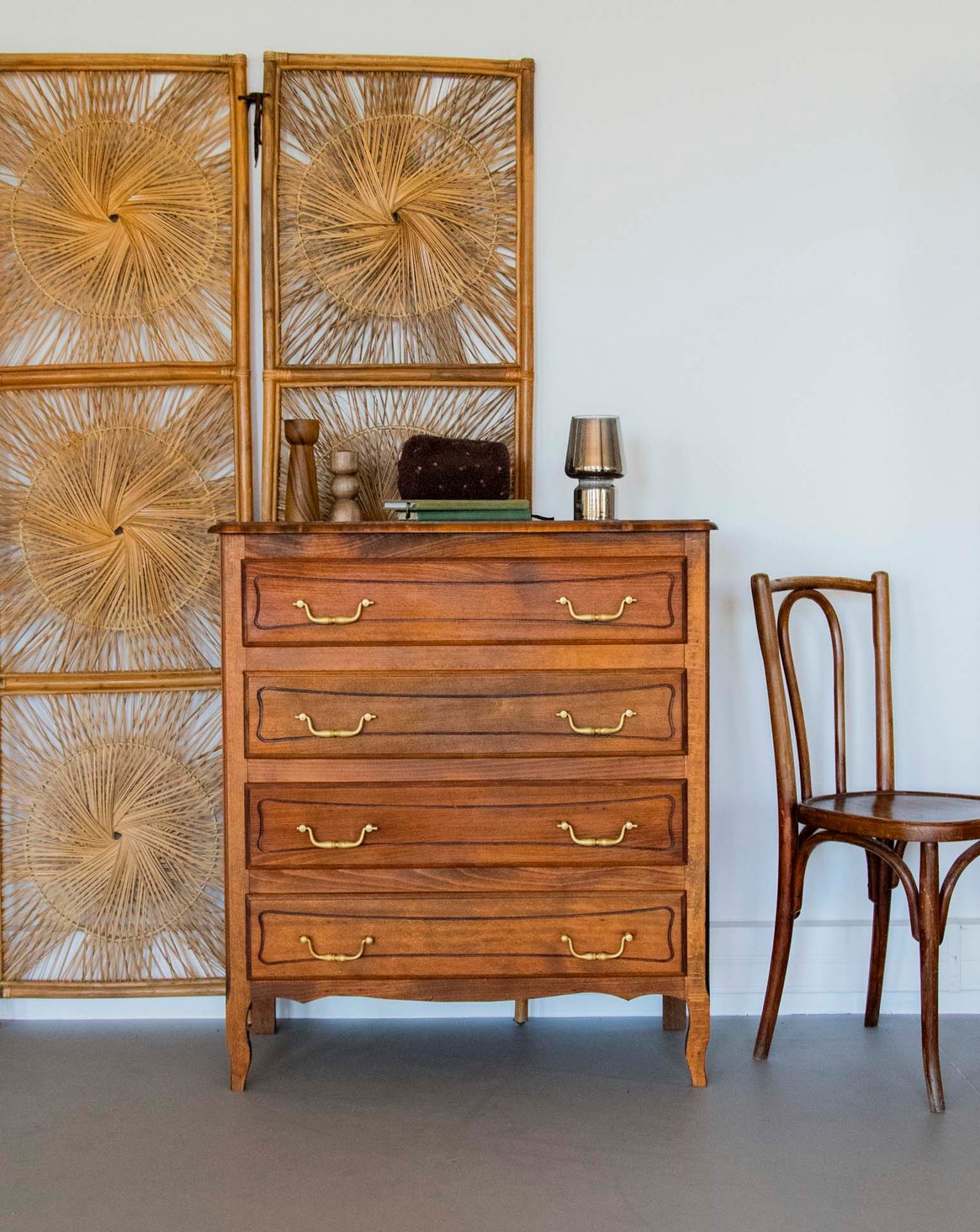 Commode en bois foncé Garance N°585 - Bon état, DEBONGOUT