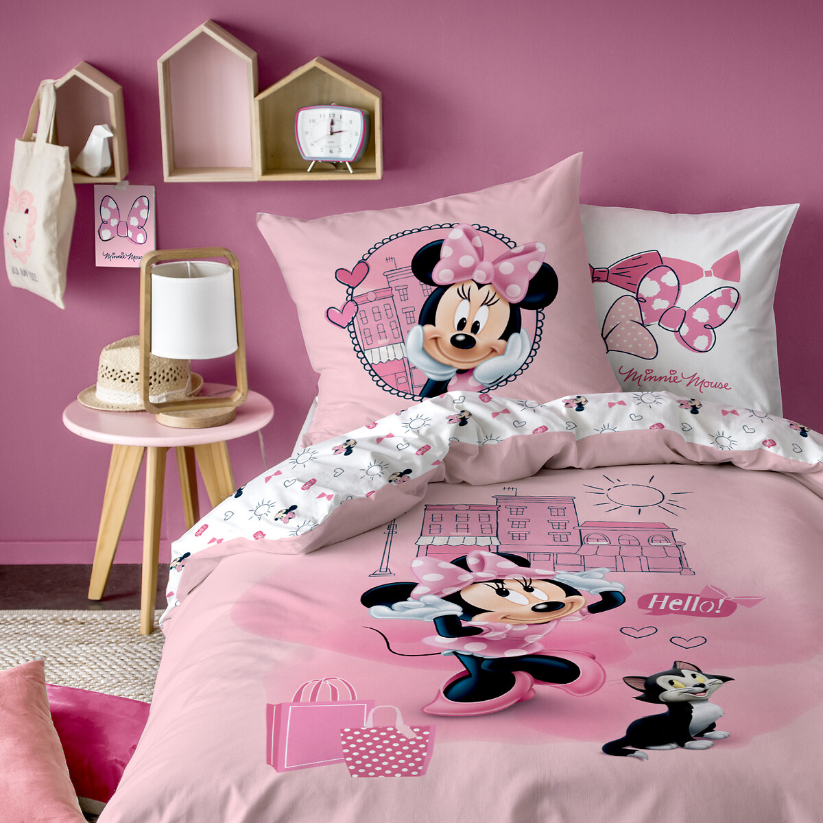 Minnie Downtown Duvet Cover, Downtown Company Duvet Cover