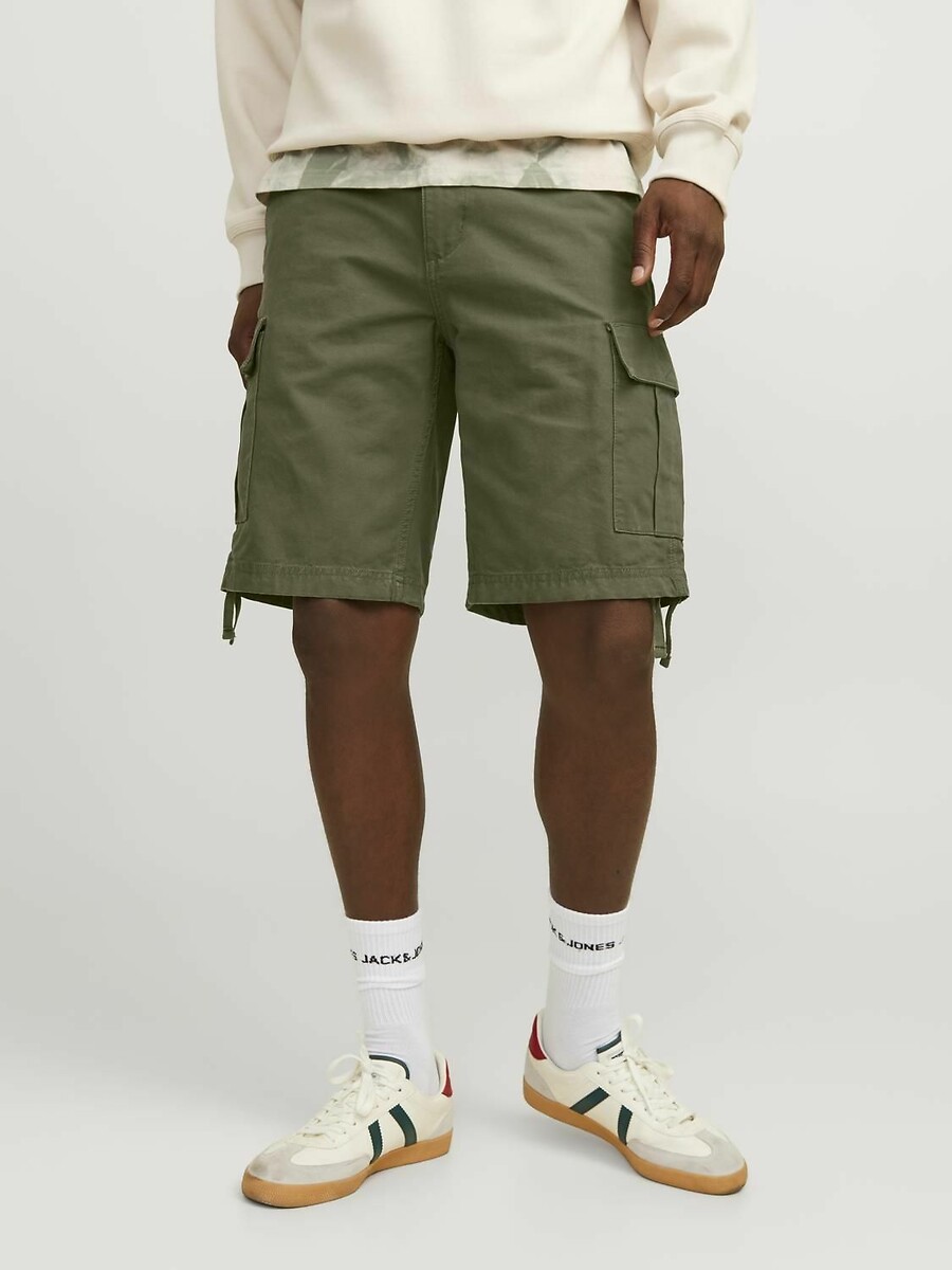 Short cargo