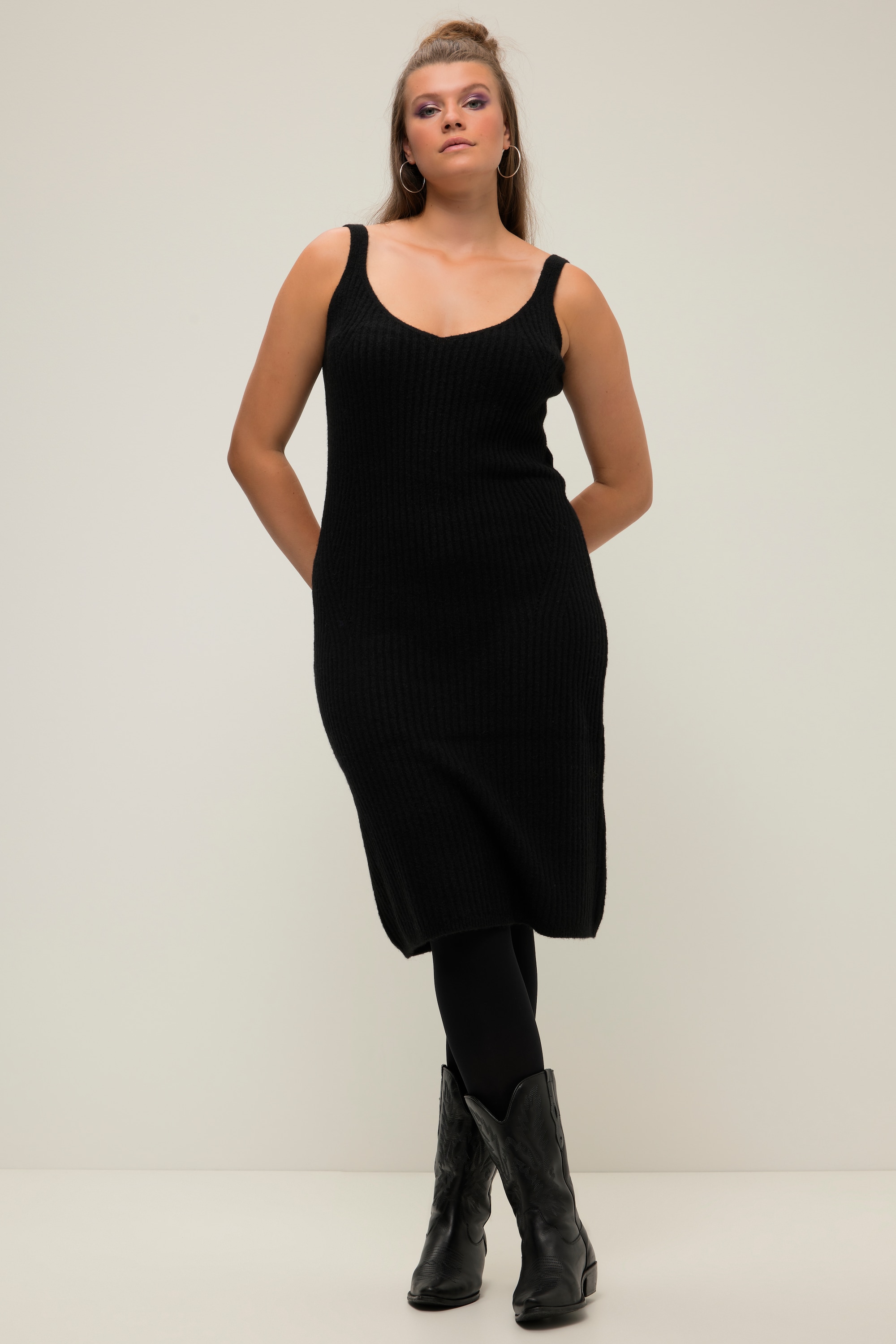 Robe en maille côtelé, STUDIO UNTOLD