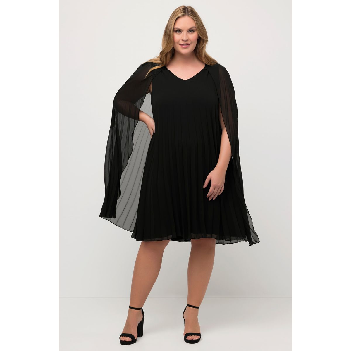 Robe a manche cape hot sale