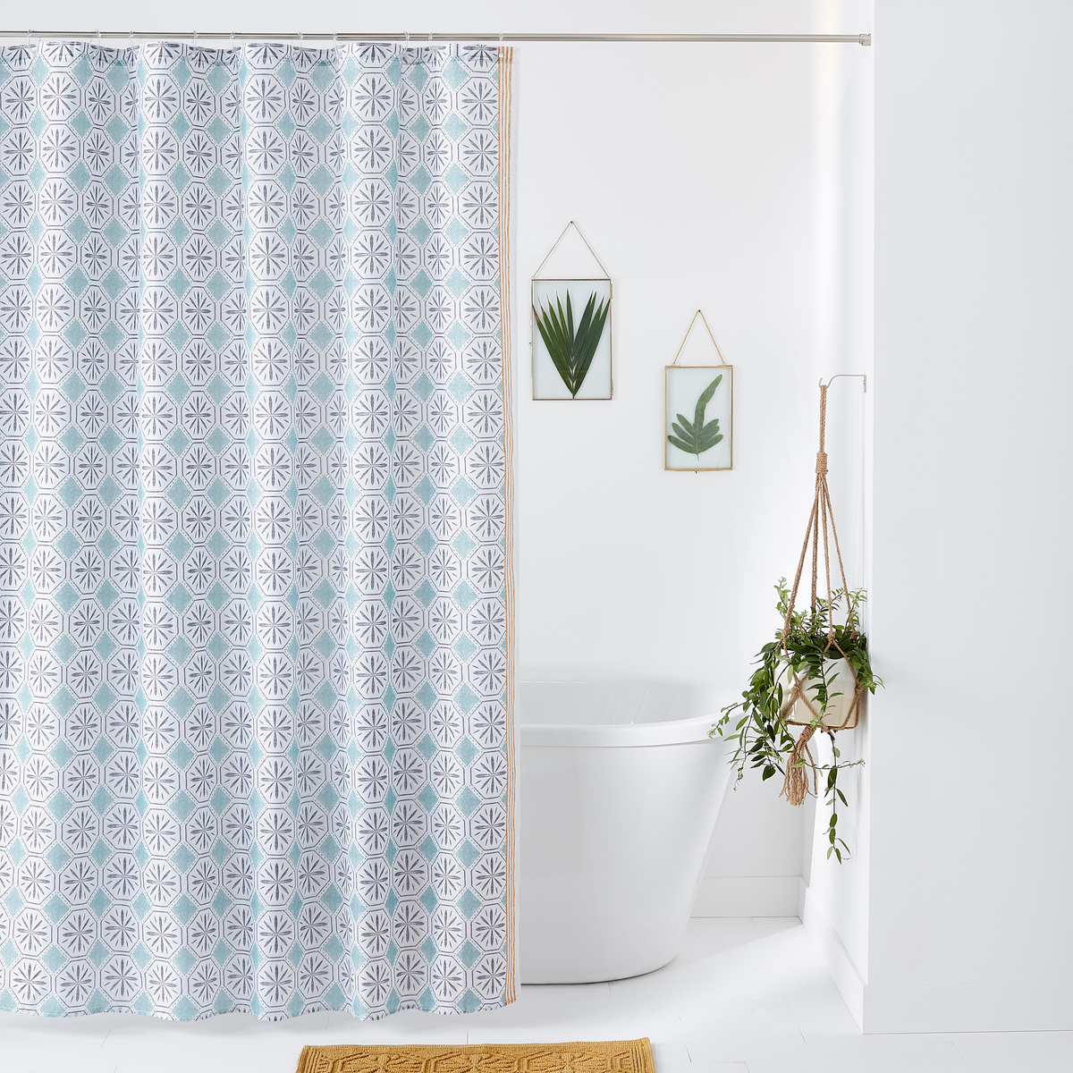 Product photograph of Salernes Patterned Shower Curtain from La Redoute UK
