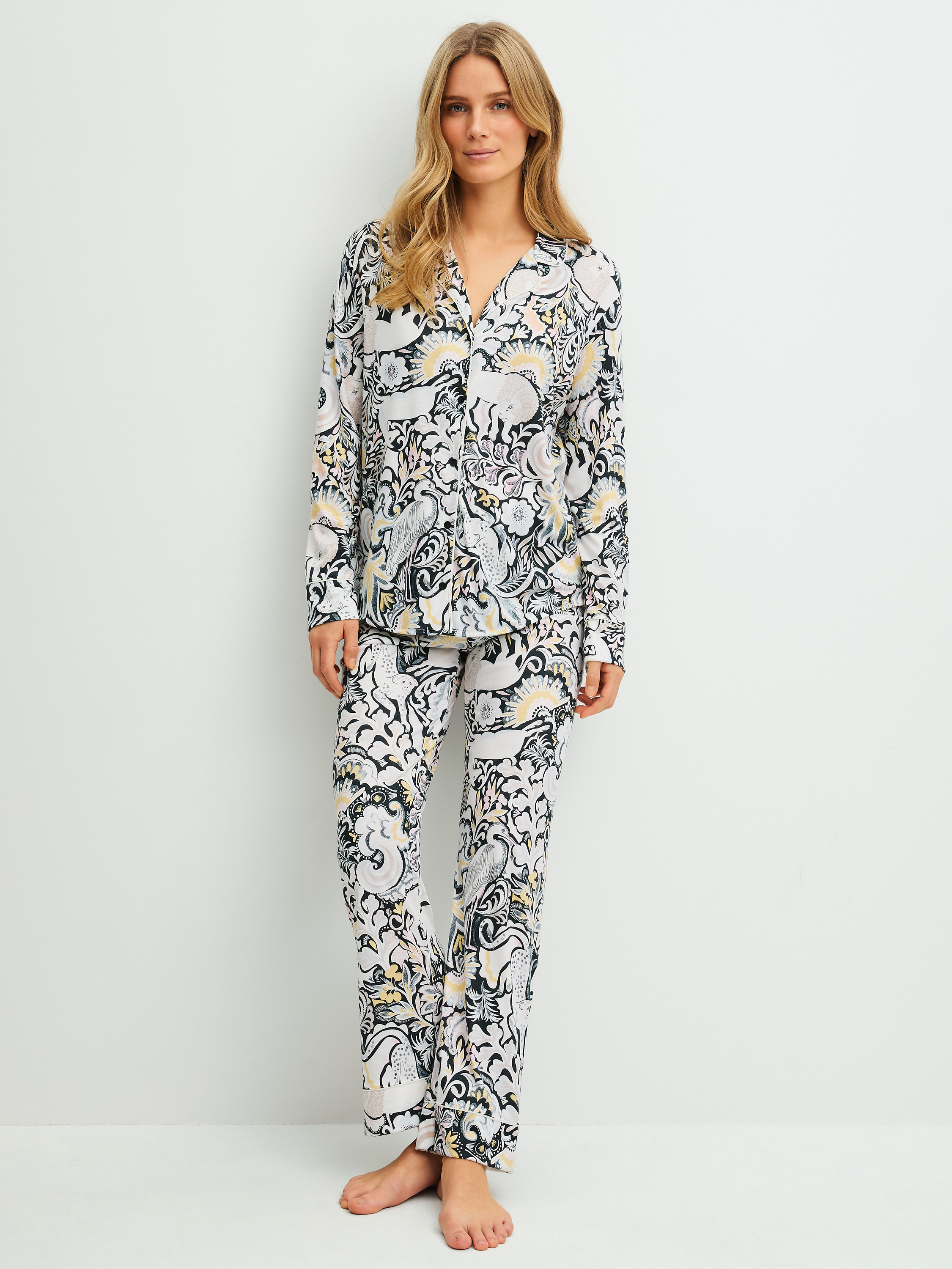 Pyjama boutonné de part en part en modal TENCEL™ et soie manches longues Modal MOONLIGHT DREAMS, CALIDA