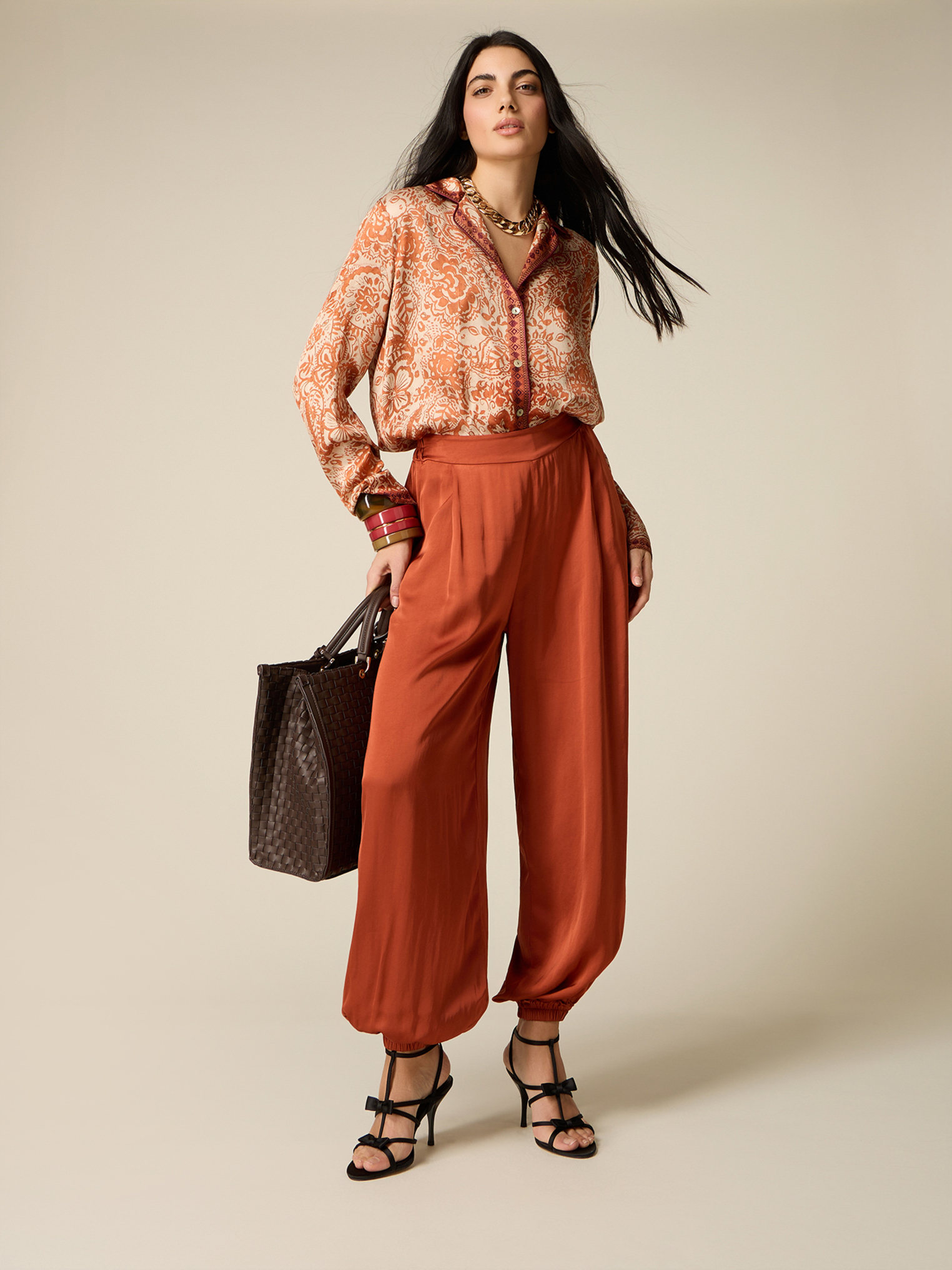 Pantalon avec élastique au bas des jambes, OLTRE