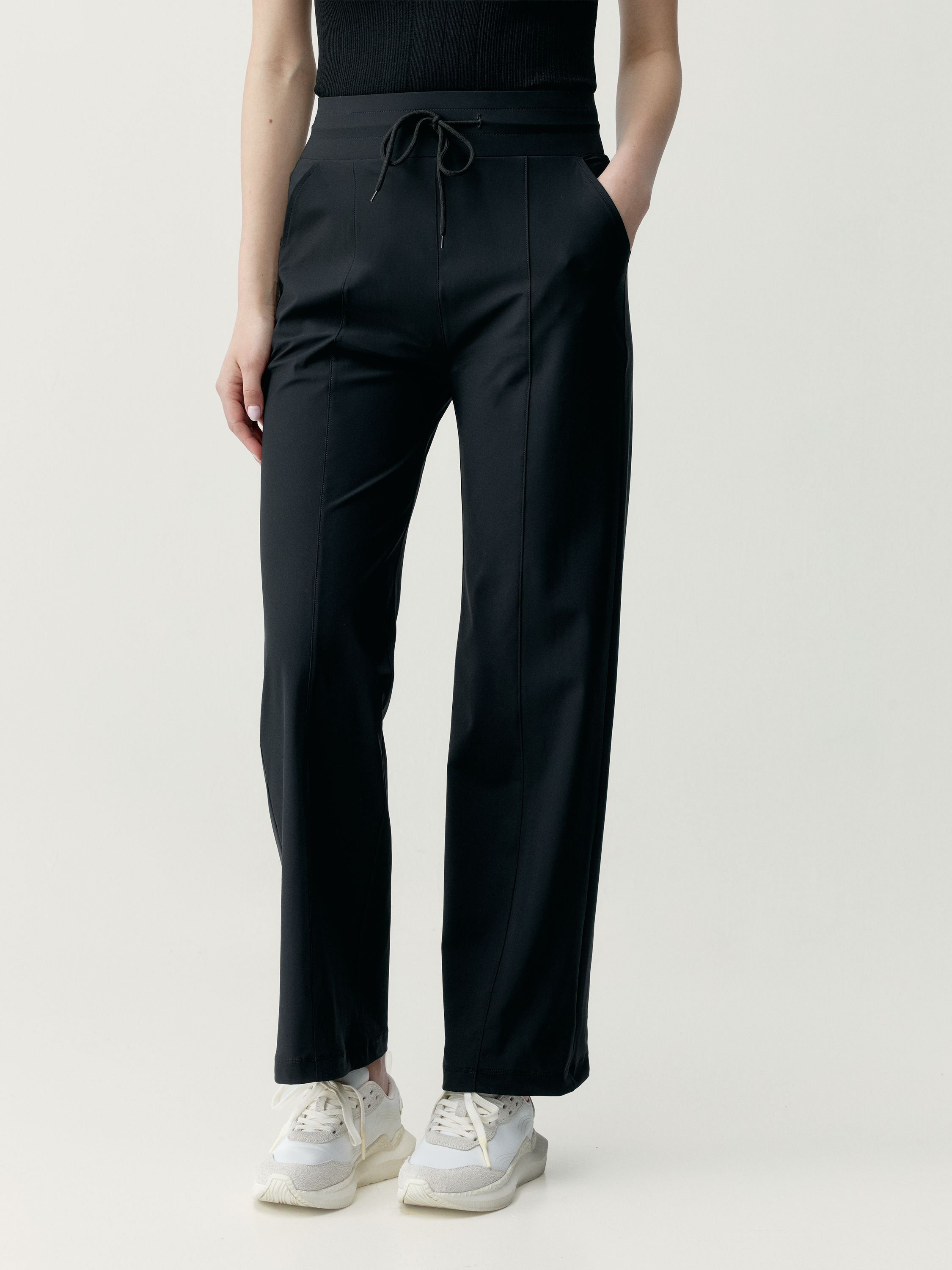 Pantalon de sport femme Halia Jambe large avec poches séchage rapide, BORN